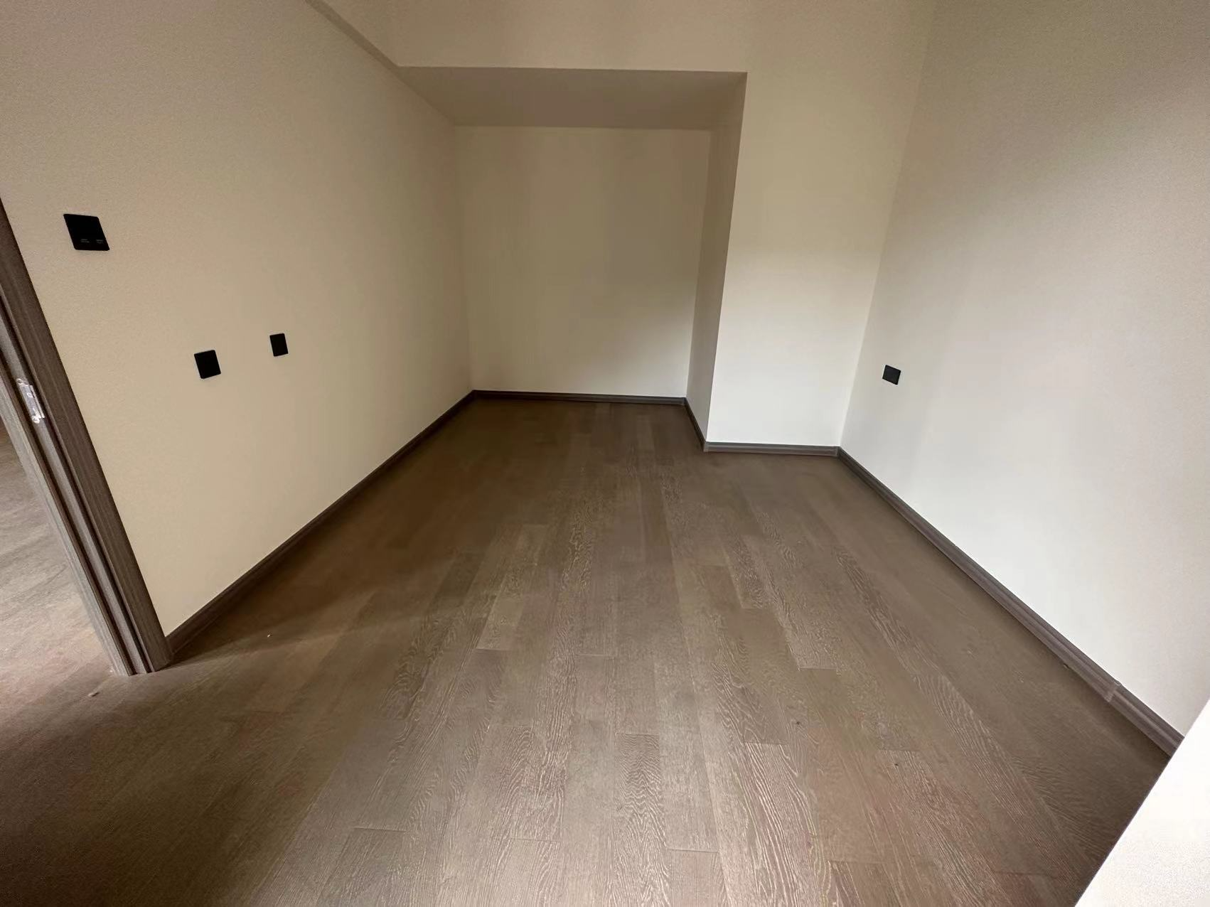 湖山源著 3室2厅2卫 125m&sup2;