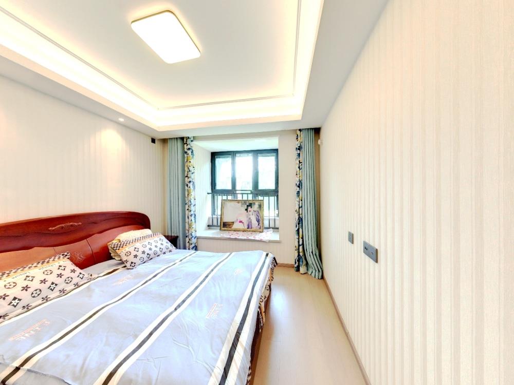 龙湖天宸源著 3室2厅1卫 97.00m&sup2;