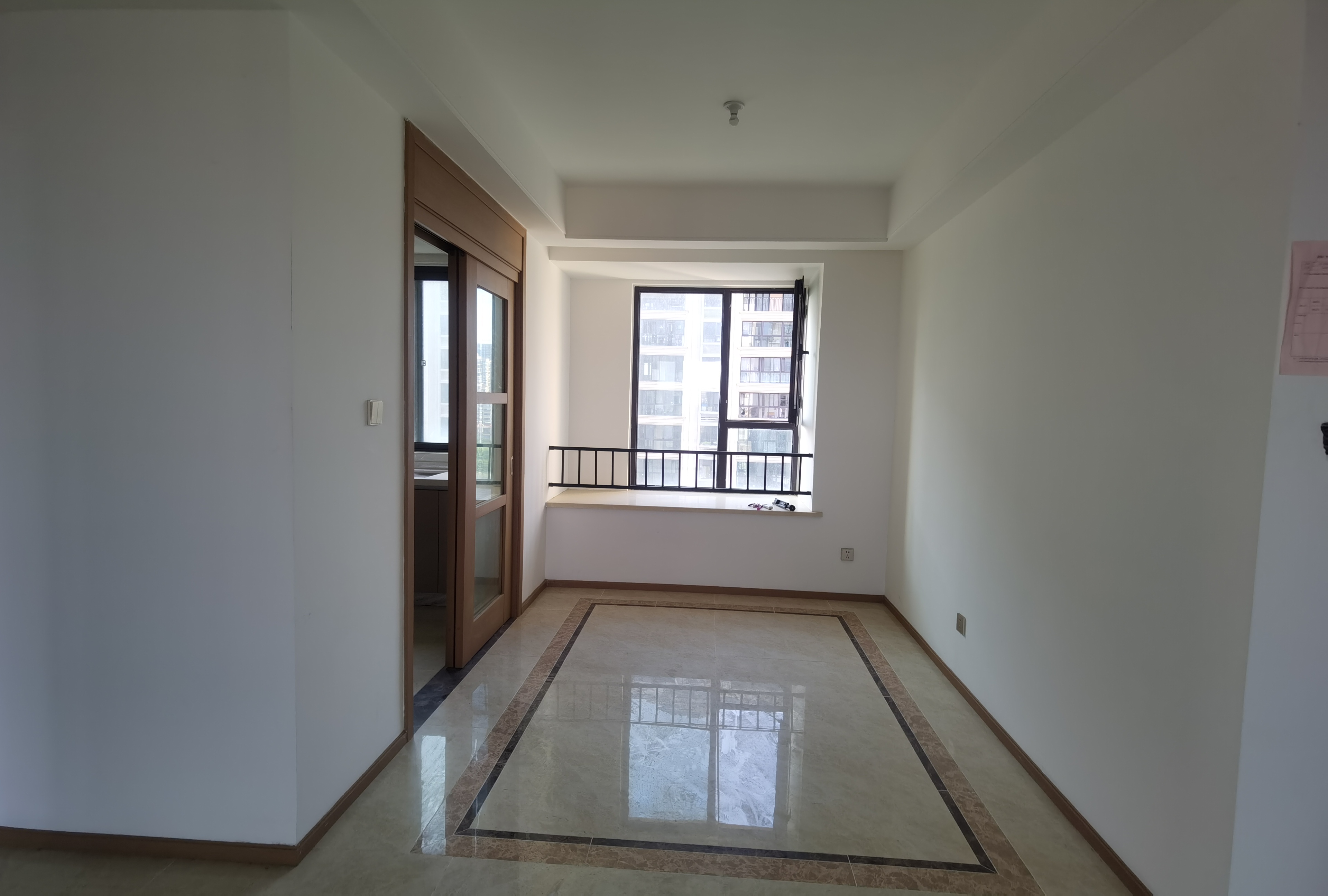 中南君悦府 4室2厅2卫 127m&sup2;