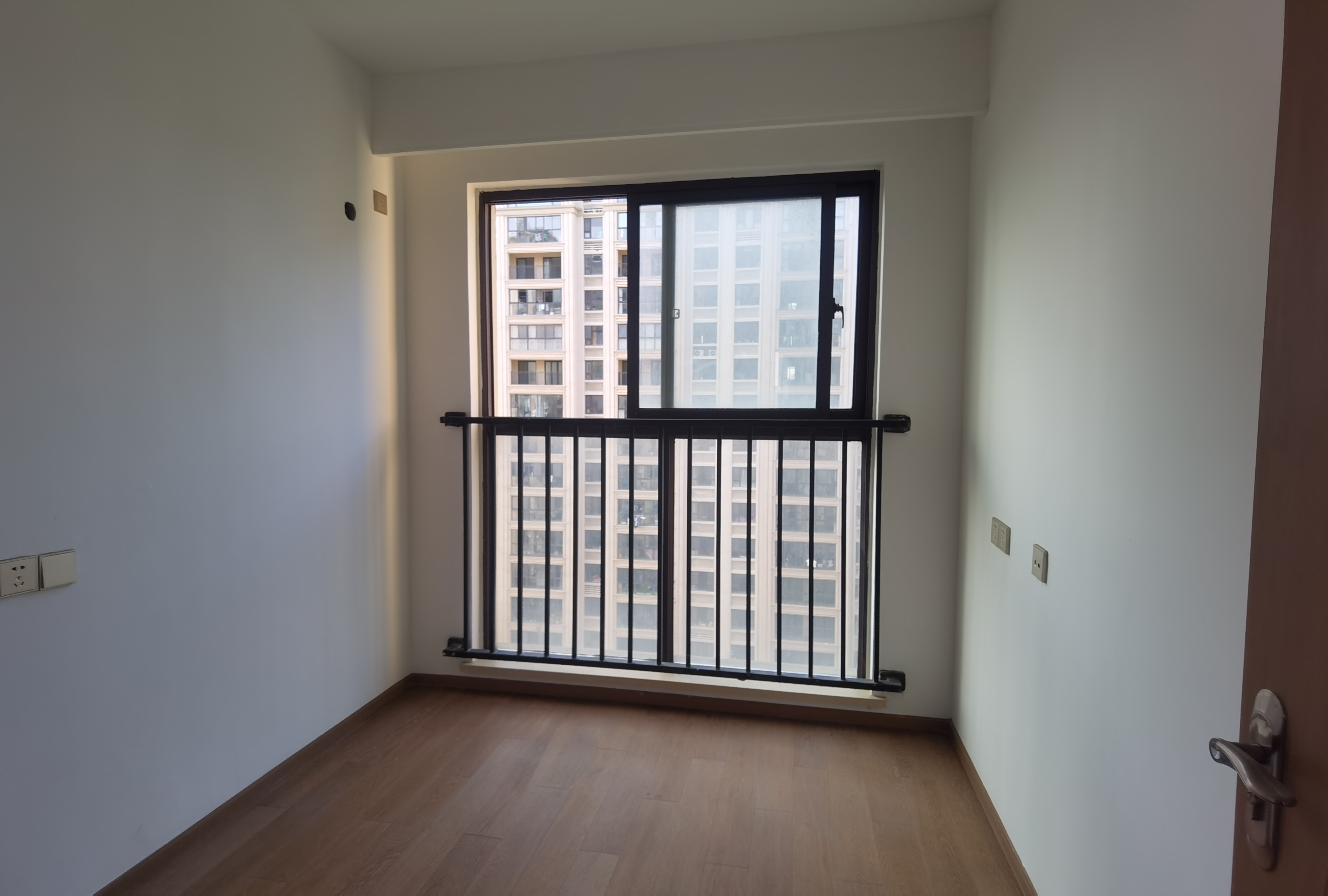 中南君悦府 4室2厅2卫 127m&sup2;