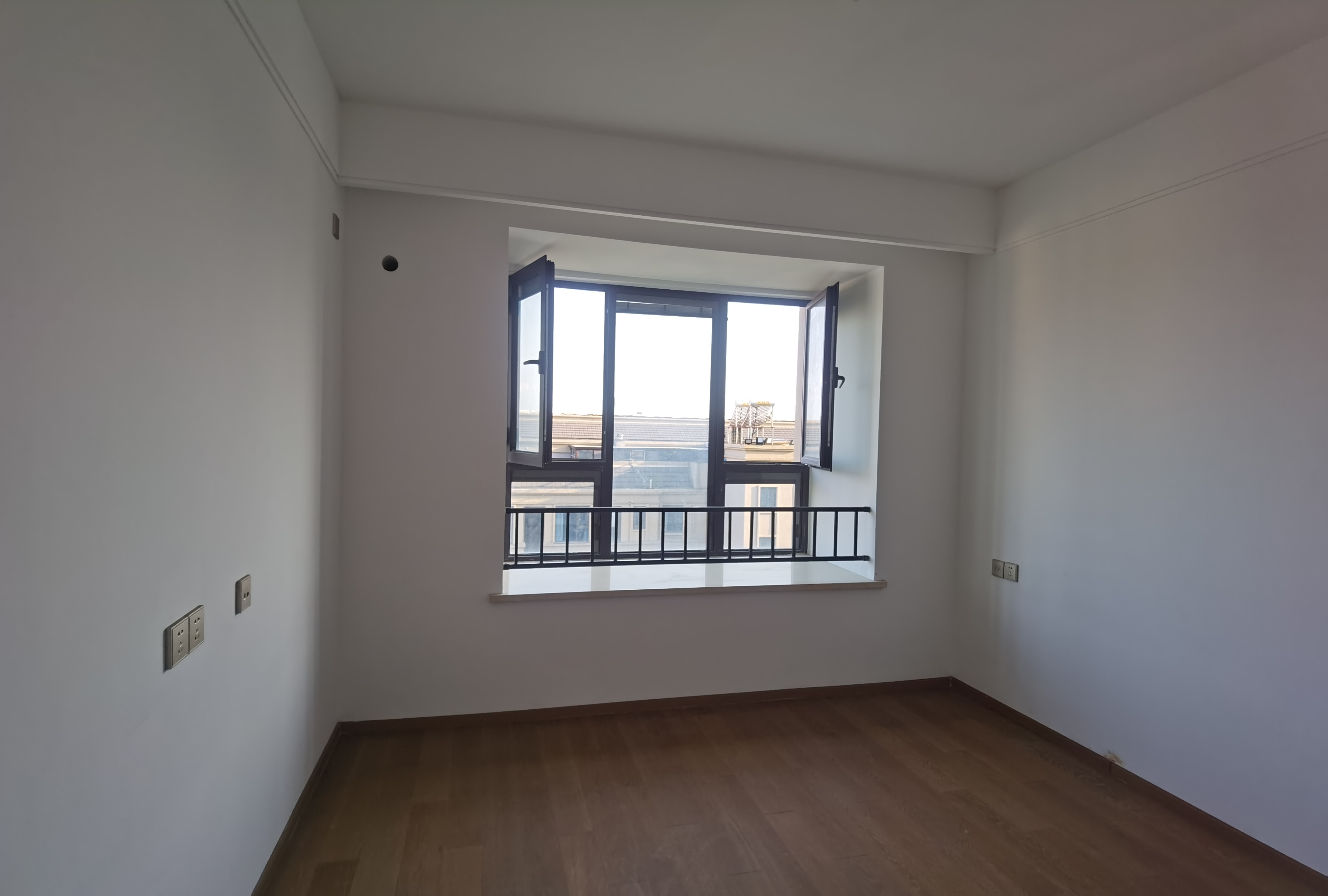 中南君悦府 4室2厅2卫 127m&sup2;
