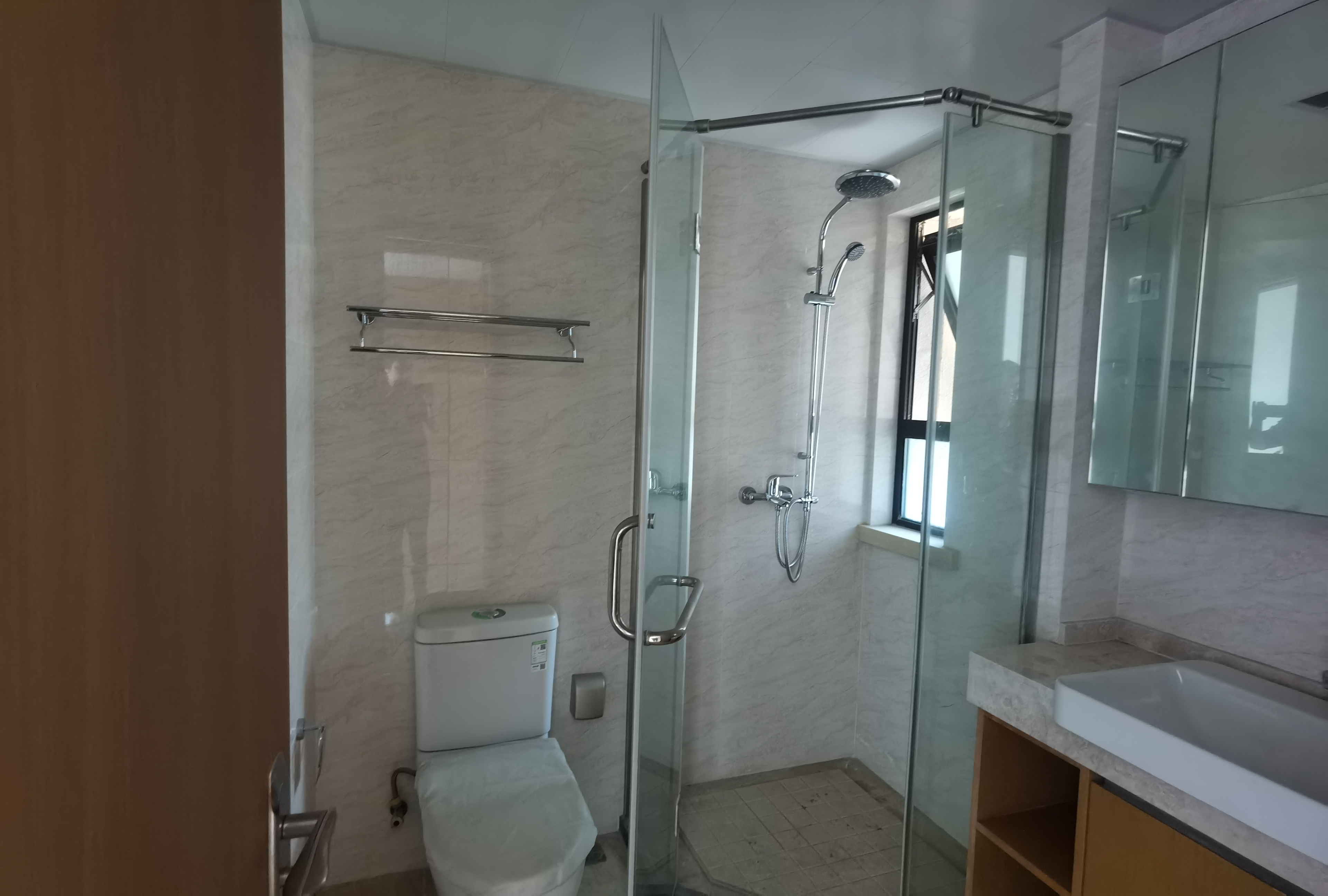 中南君悦府 4室2厅2卫 127m&sup2;