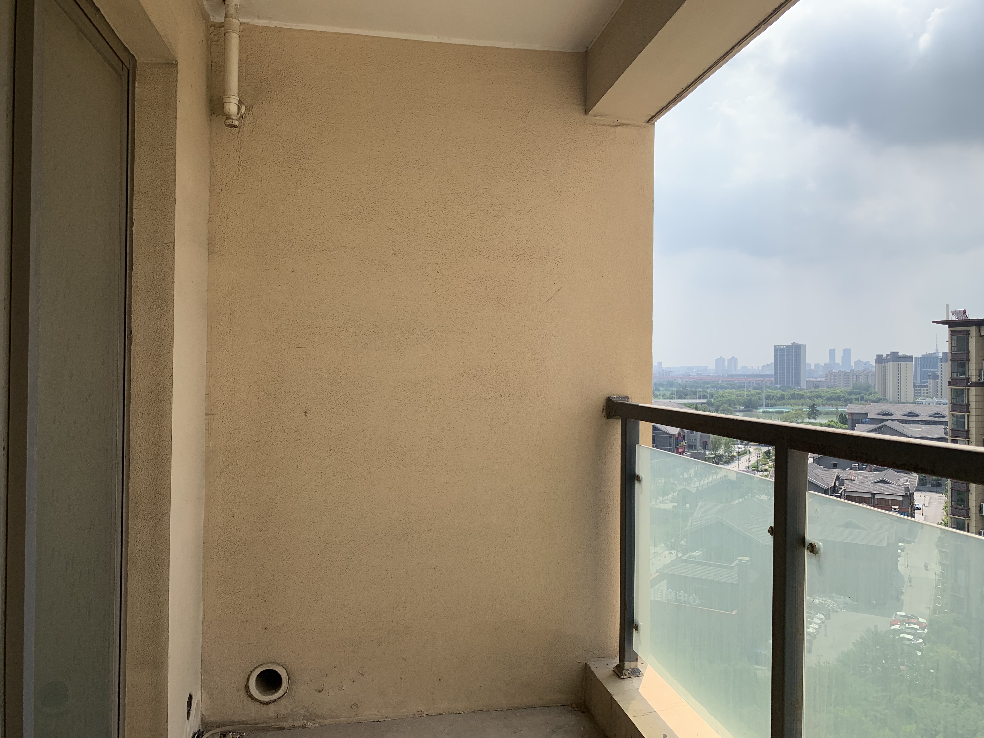万达华府 3室2厅2卫 120m&sup2;