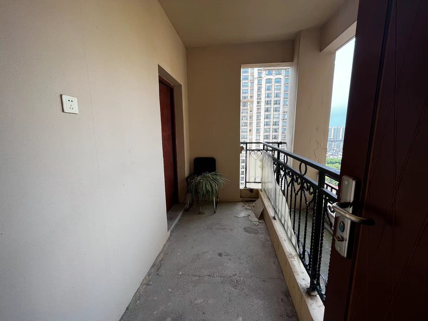 中南世纪花城二期 3室2厅1卫 123.63m&sup2;