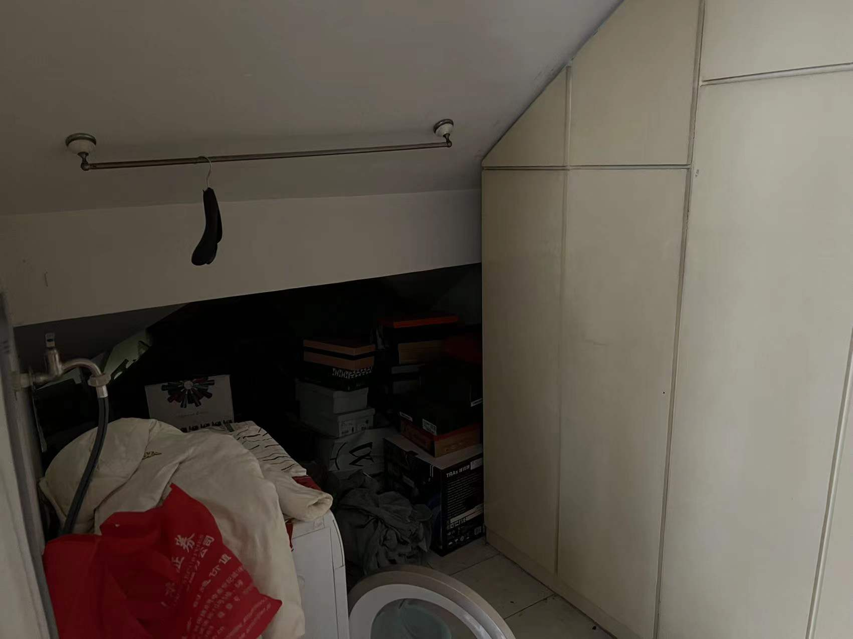 和兴花苑 8室3厅2卫 145m&sup2;