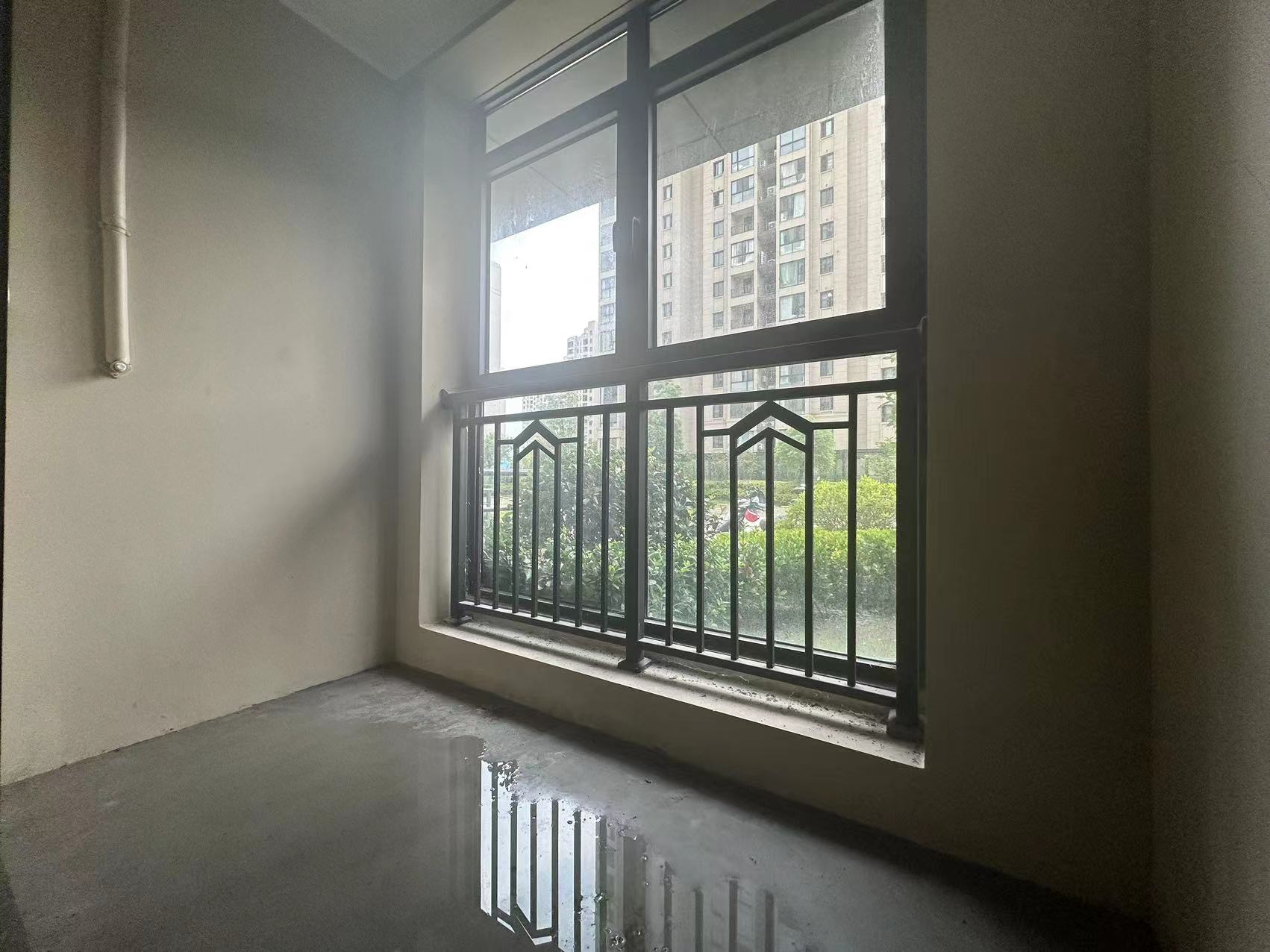 招商新城雍景湾 3室2厅1卫 100m&sup2;