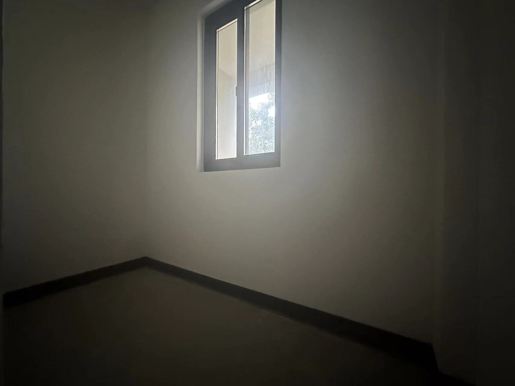 招商新城雍景湾 3室2厅1卫 100m&sup2;