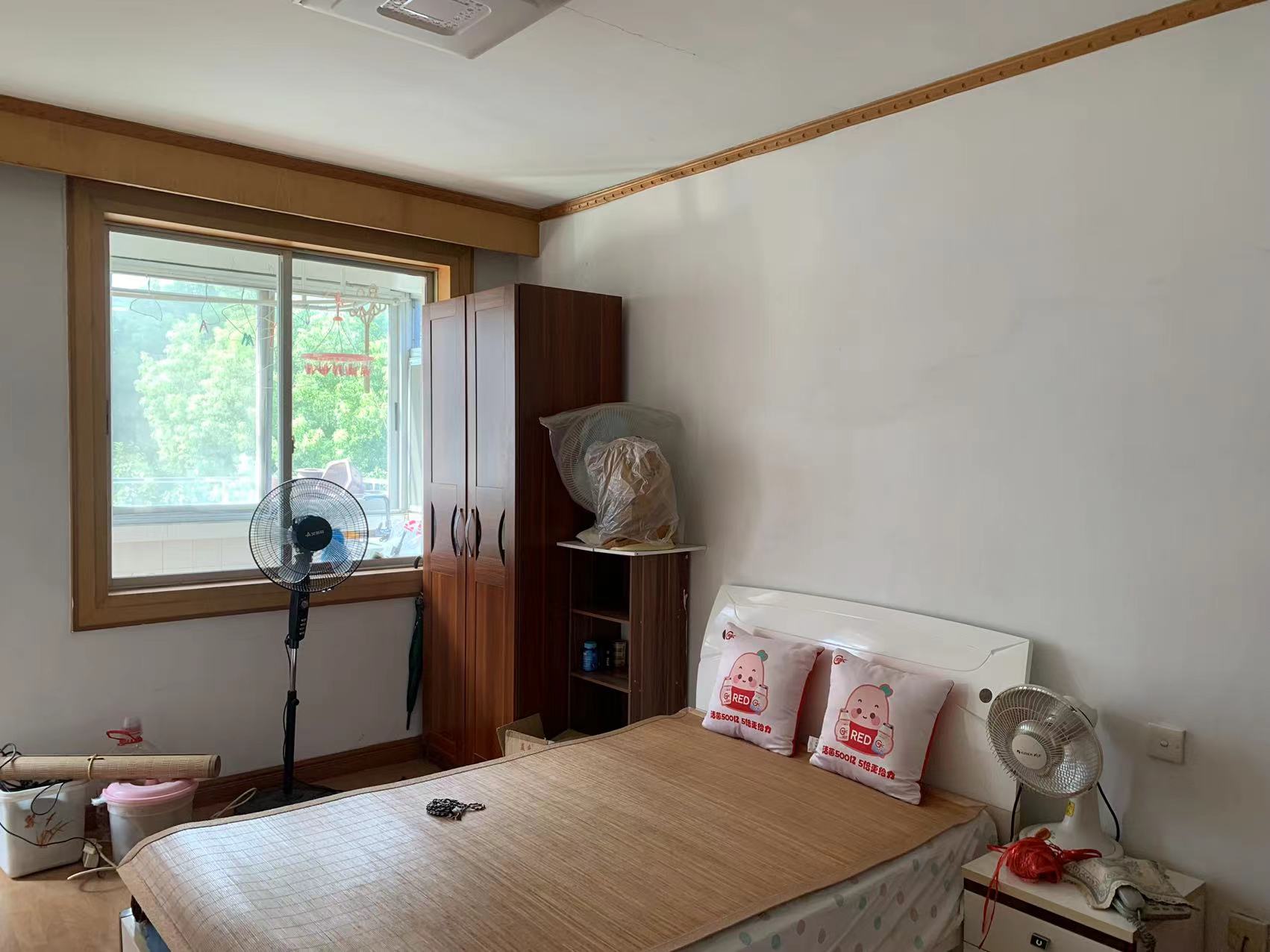 板桥东村 2室1厅1卫 65m&sup2;