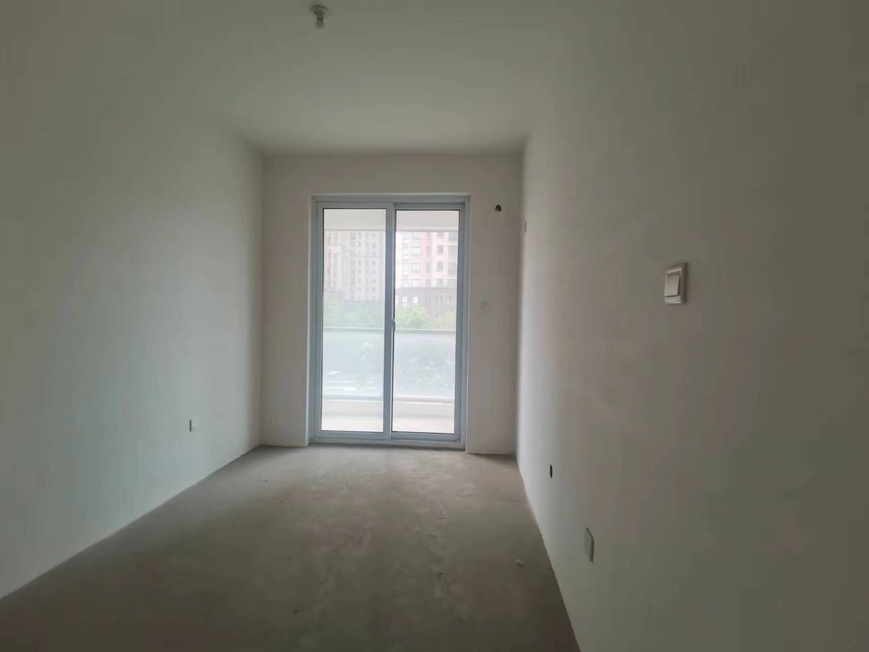 湖滨华庭 3室2厅1卫 98.5m&sup2;