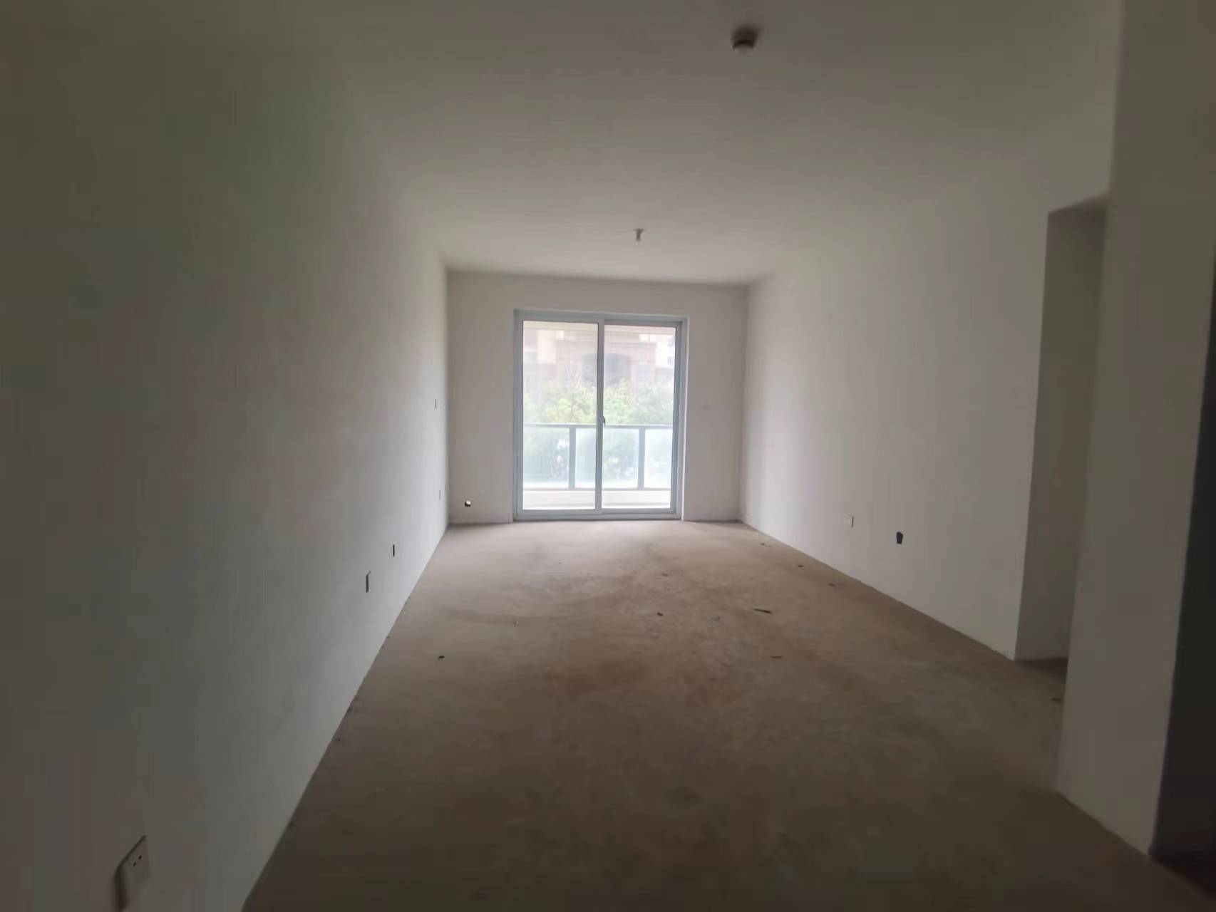 湖滨华庭 3室2厅1卫 98.5m&sup2;