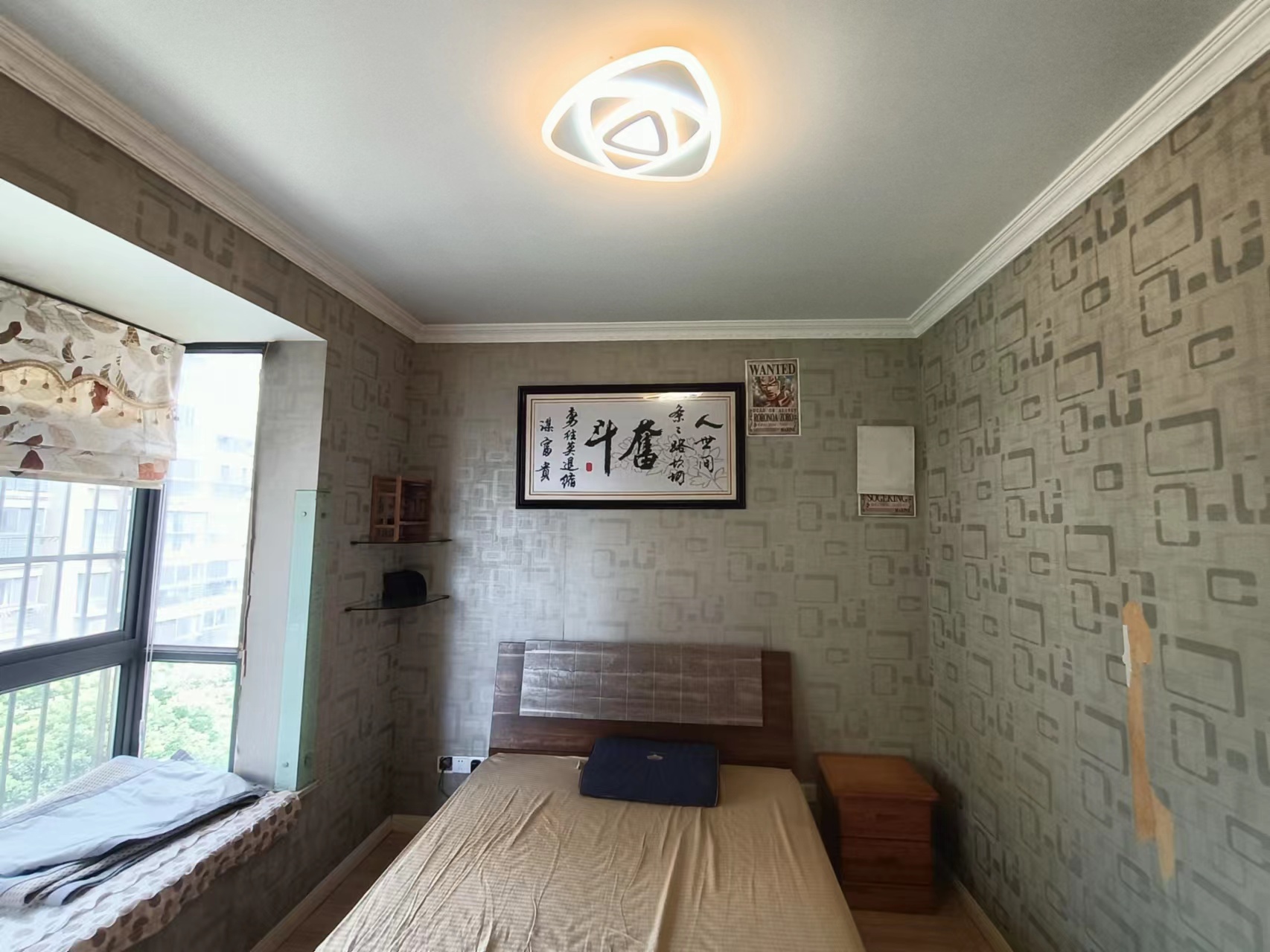 民生滨江丽景花园 4室2厅1卫 136.00m&sup2;