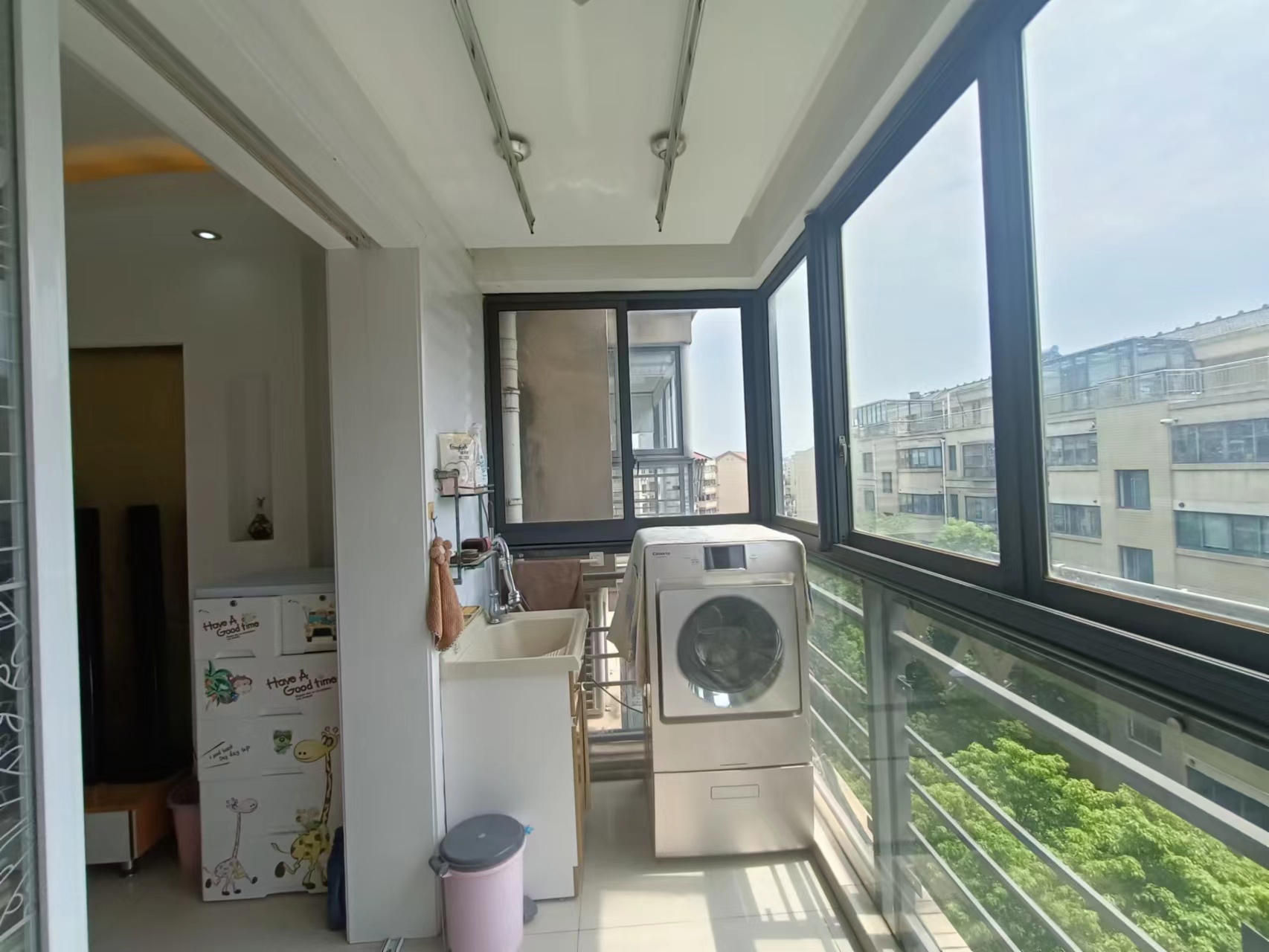 民生滨江丽景花园 4室2厅1卫 136.00m&sup2;
