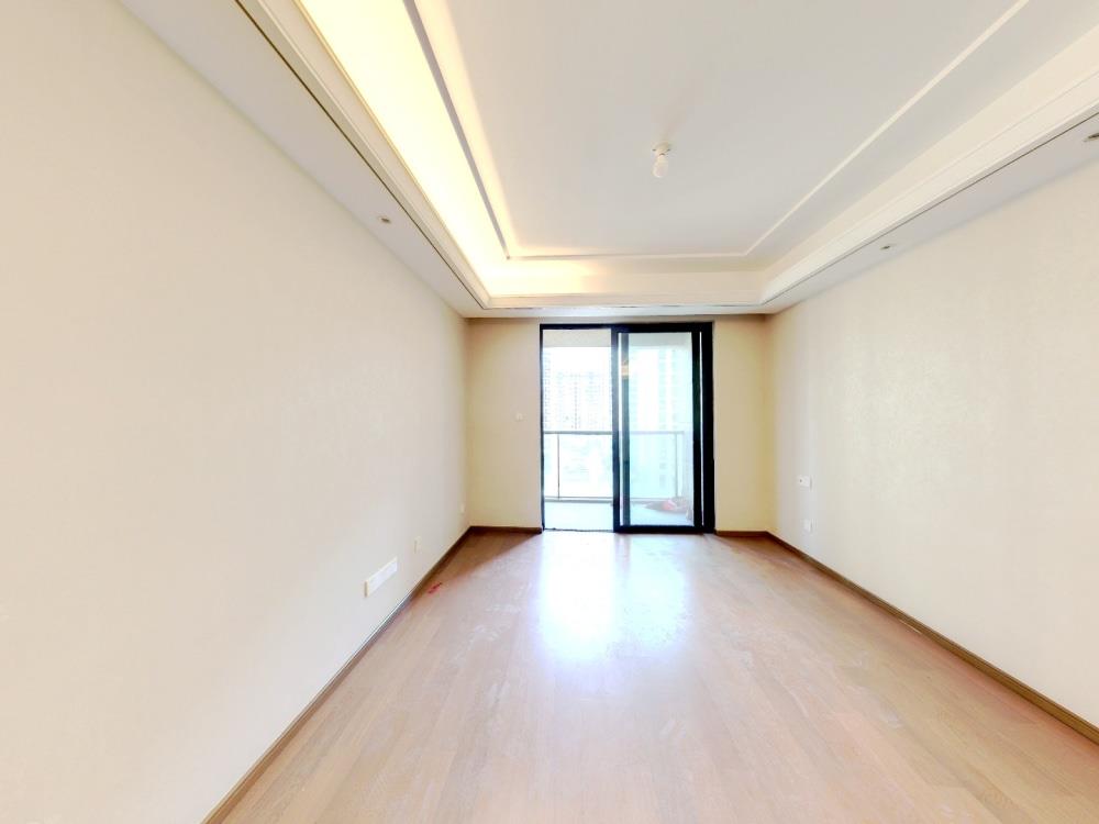 绿城沁园 3室2厅1卫 95m²