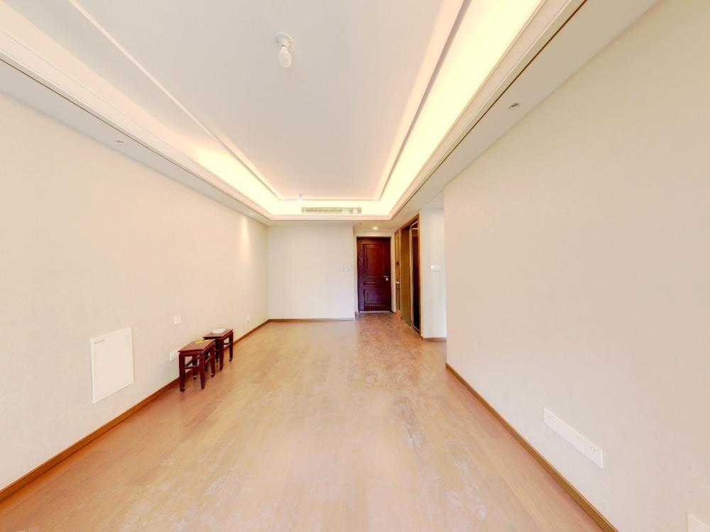 绿城沁园 3室2厅1卫 95m&sup2;