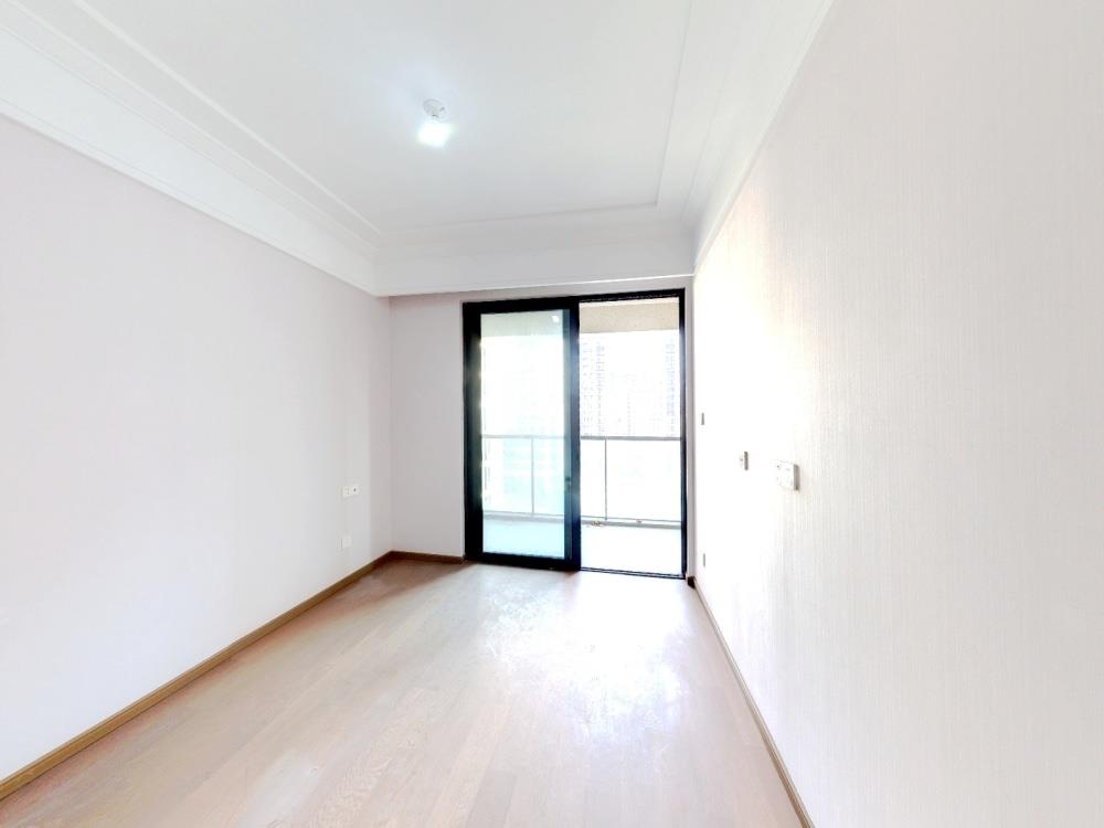 绿城沁园 3室2厅1卫 95m&sup2;