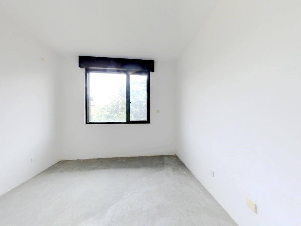万濠山庄 6室1厅4卫 329.53m&sup2;