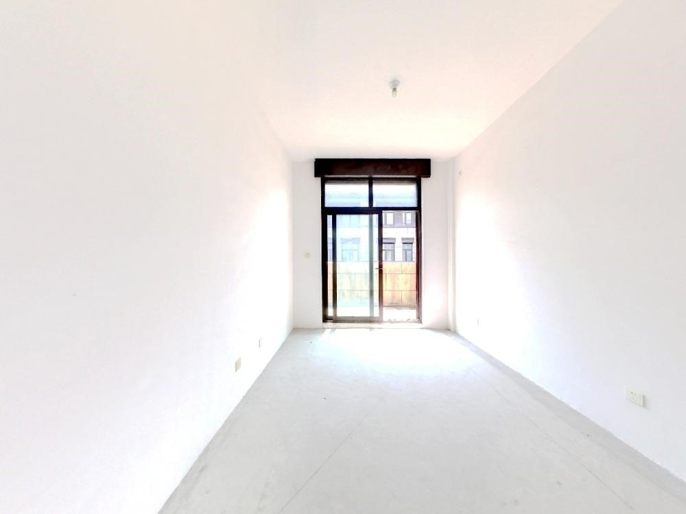 万濠山庄 6室1厅4卫 329.53m&sup2;