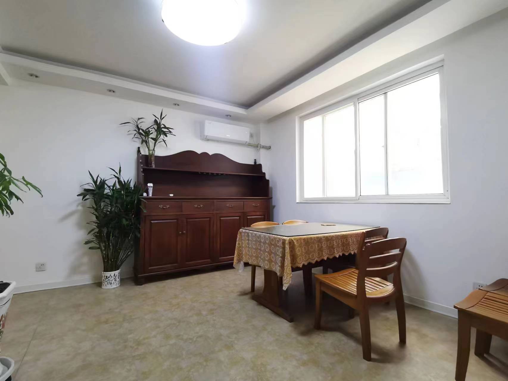 德民花苑西区 4室2厅2卫 202.00m&sup2;