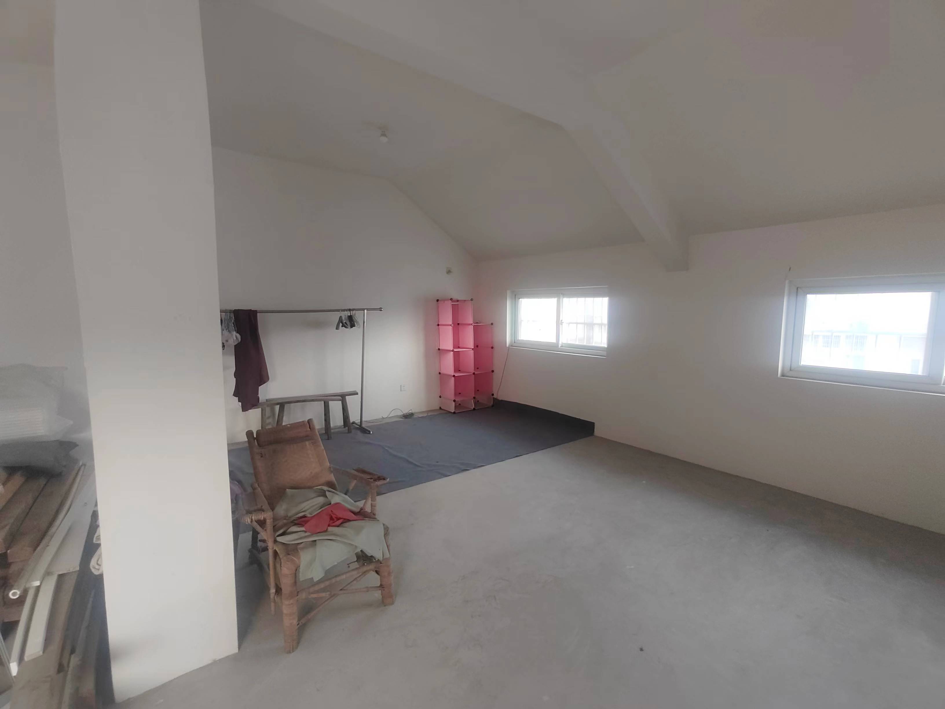景和花苑 4室2厅1卫 126m&sup2;