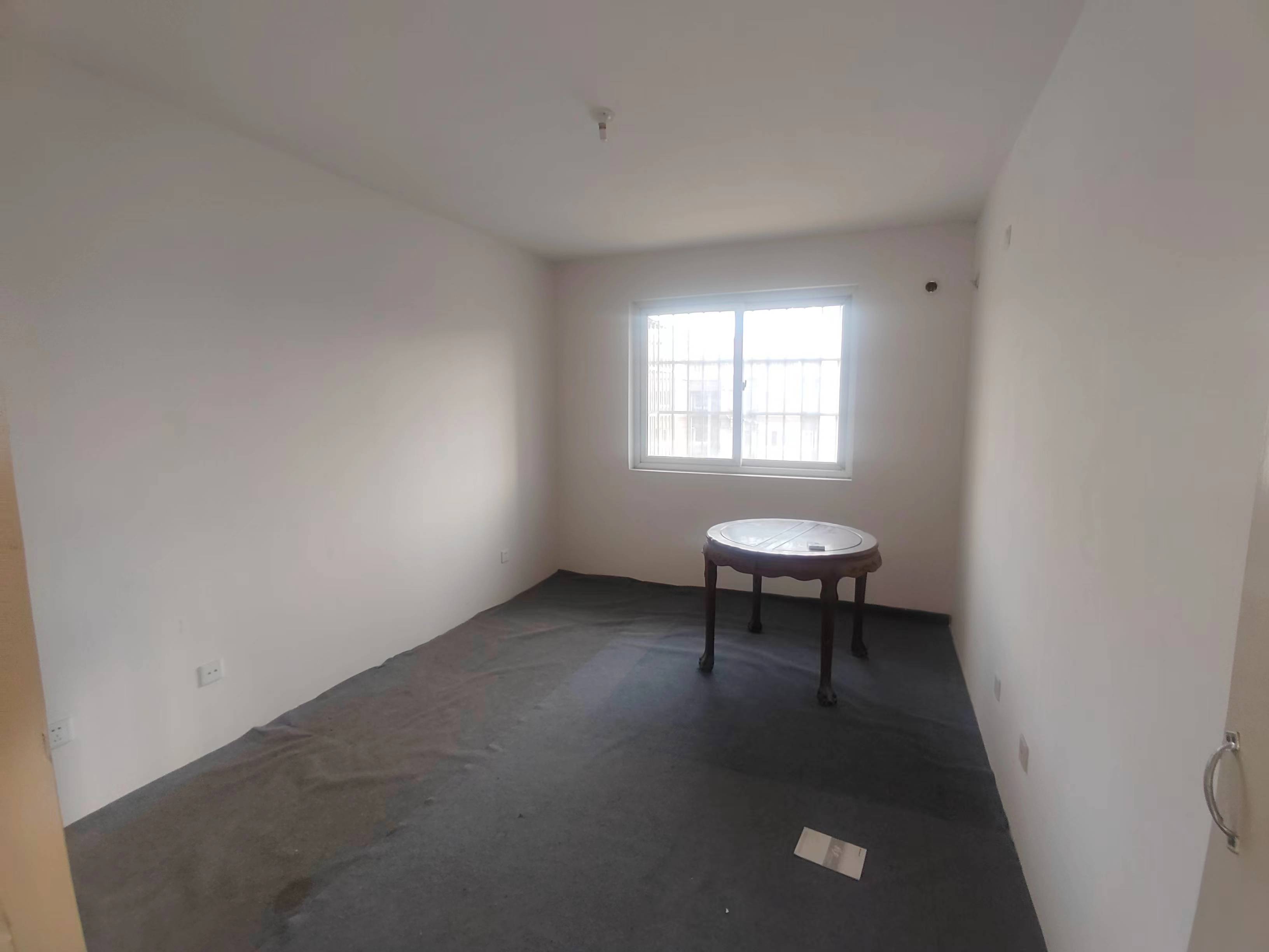 景和花苑 4室2厅1卫 126m&sup2;