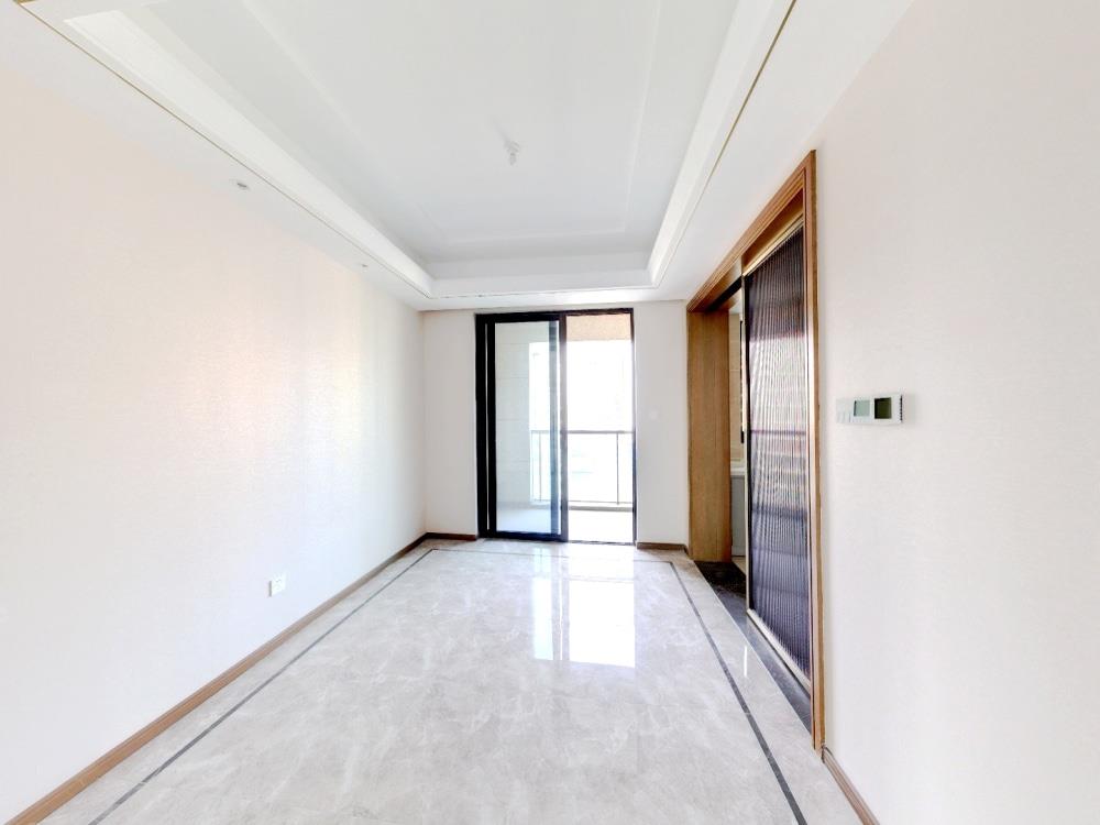 兰园 3室2厅2卫 135m&sup2;