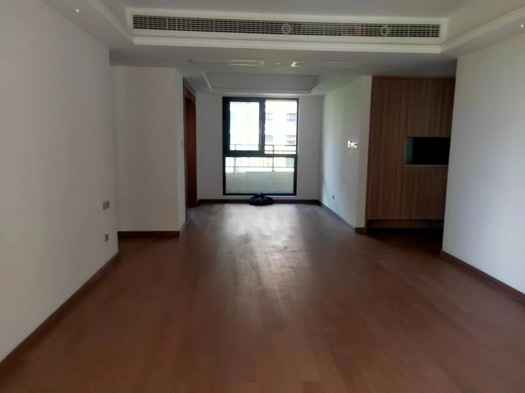 中海上东区 4室2厅2卫 143m&sup2;
