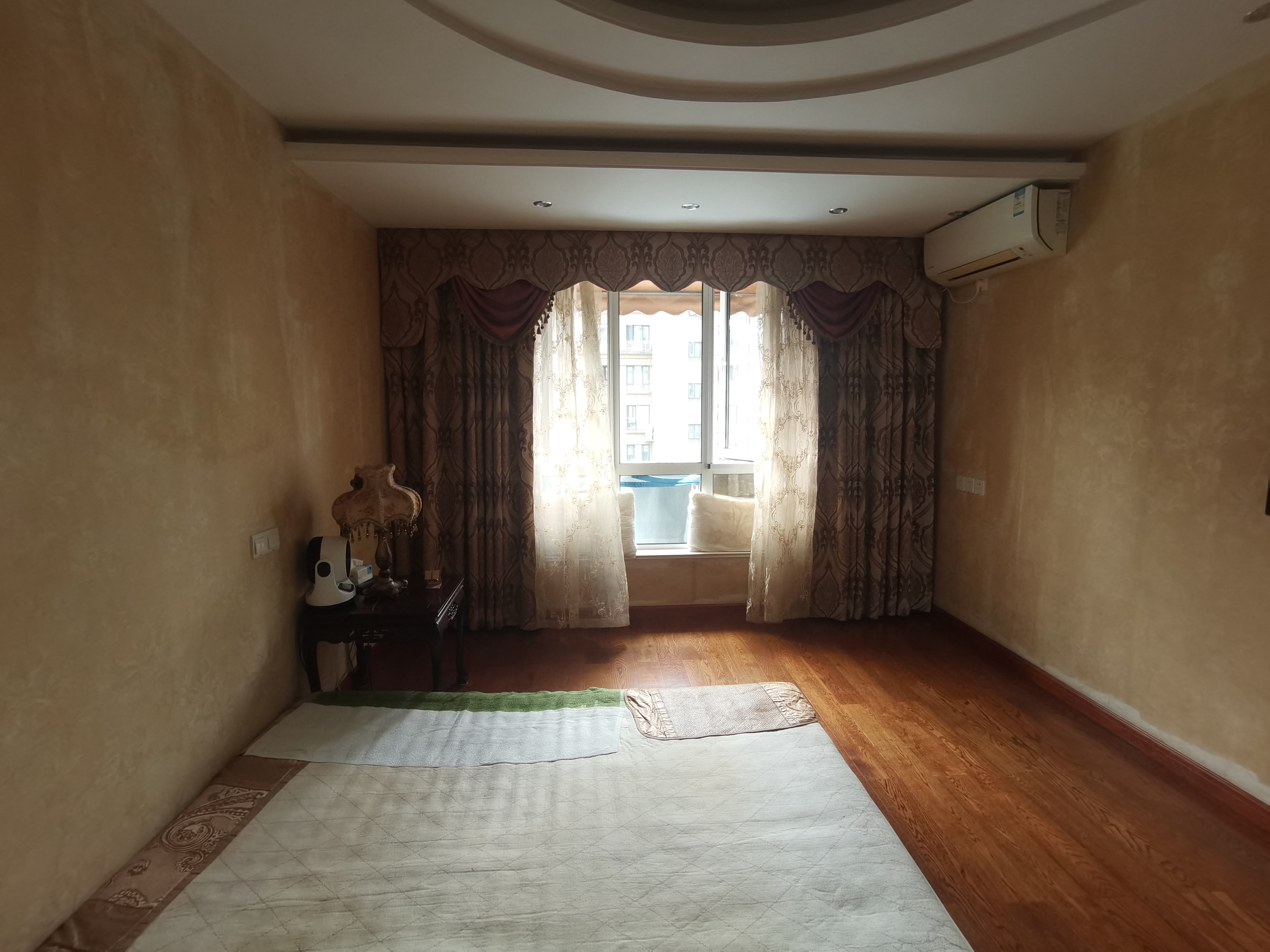 城市嘉苑 3室2厅1卫 140m&sup2;