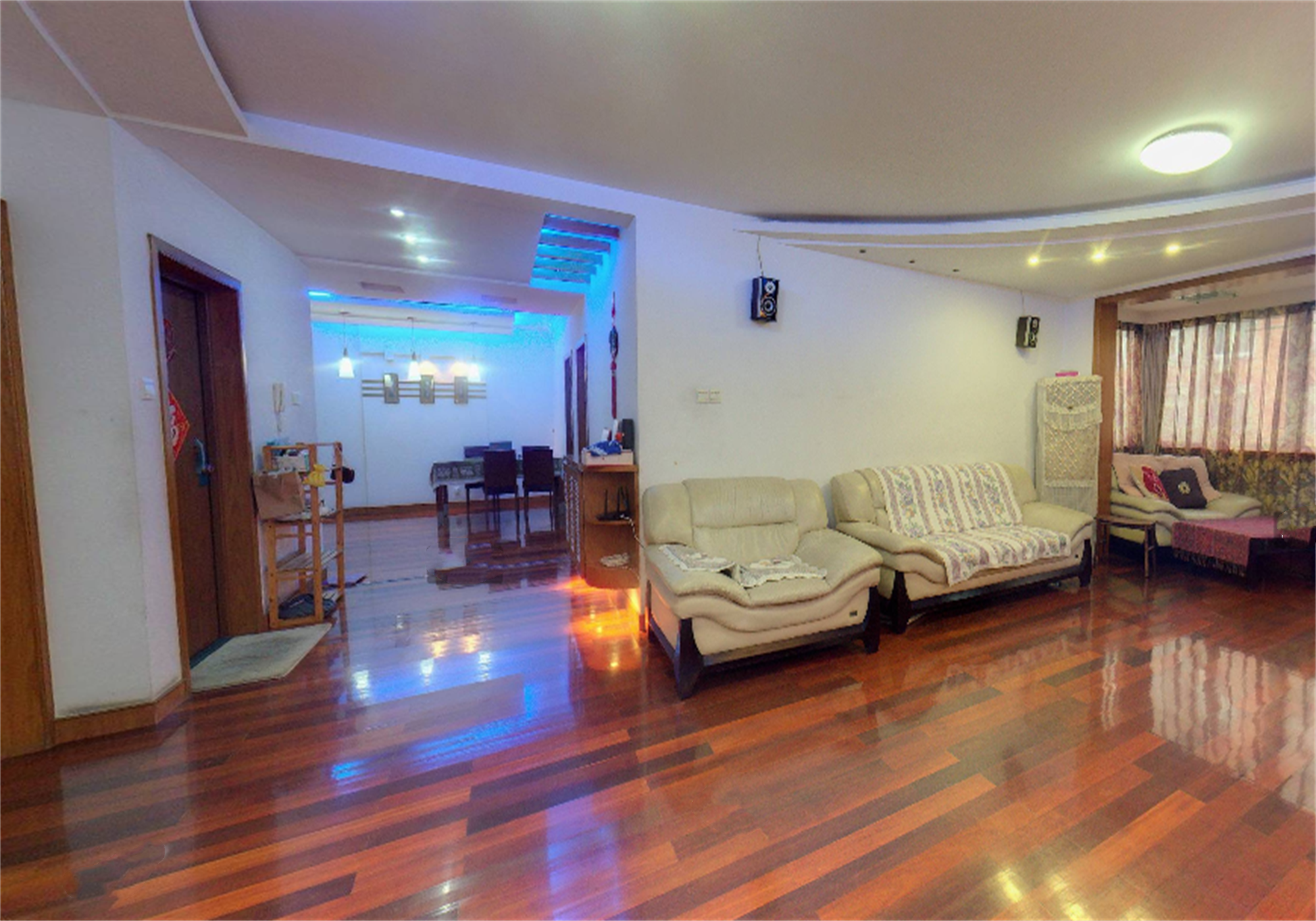 濠景园西区 5室2厅2卫 195.00m&sup2;
