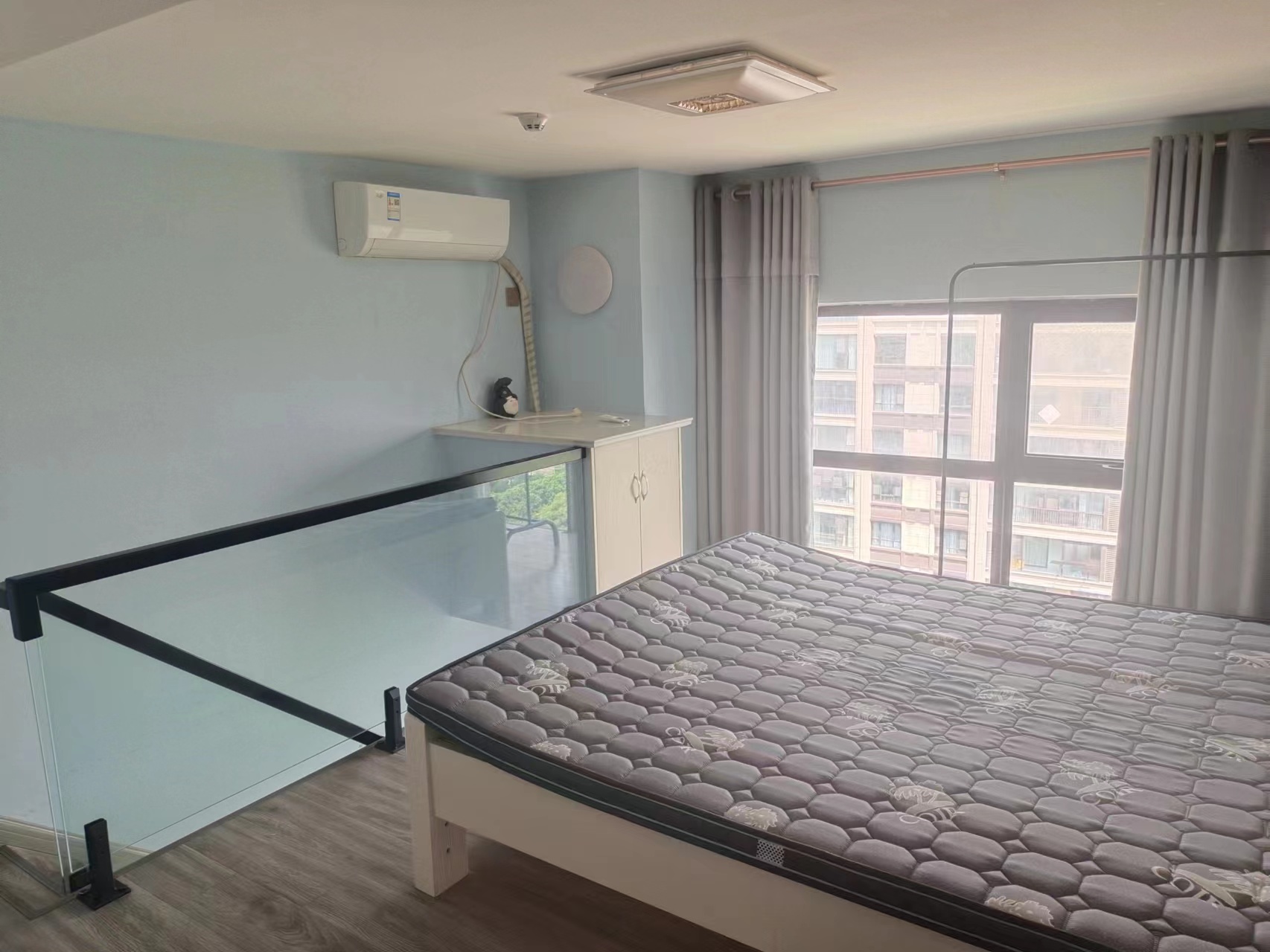 铂金时代 1室1厅1卫 32m&sup2;