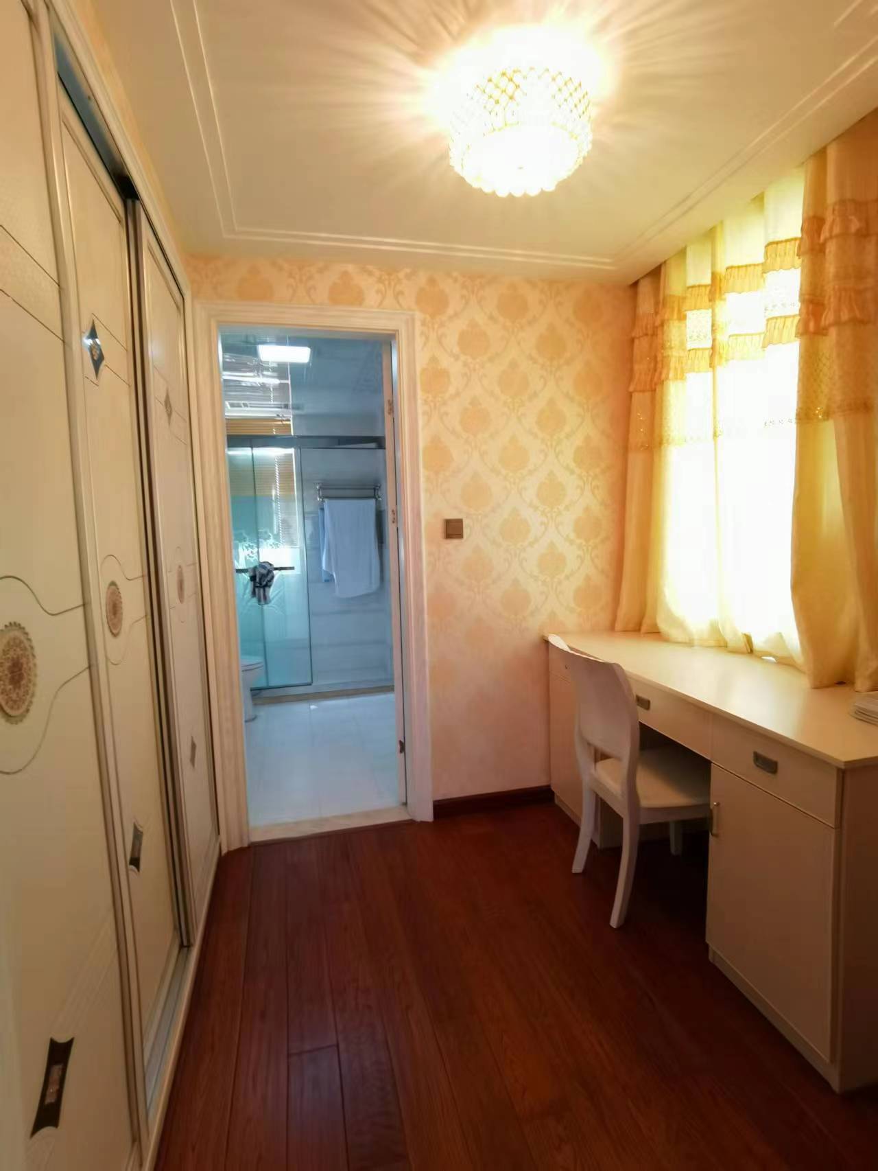 南通橡树湾 3室2厅2卫 141m&sup2;