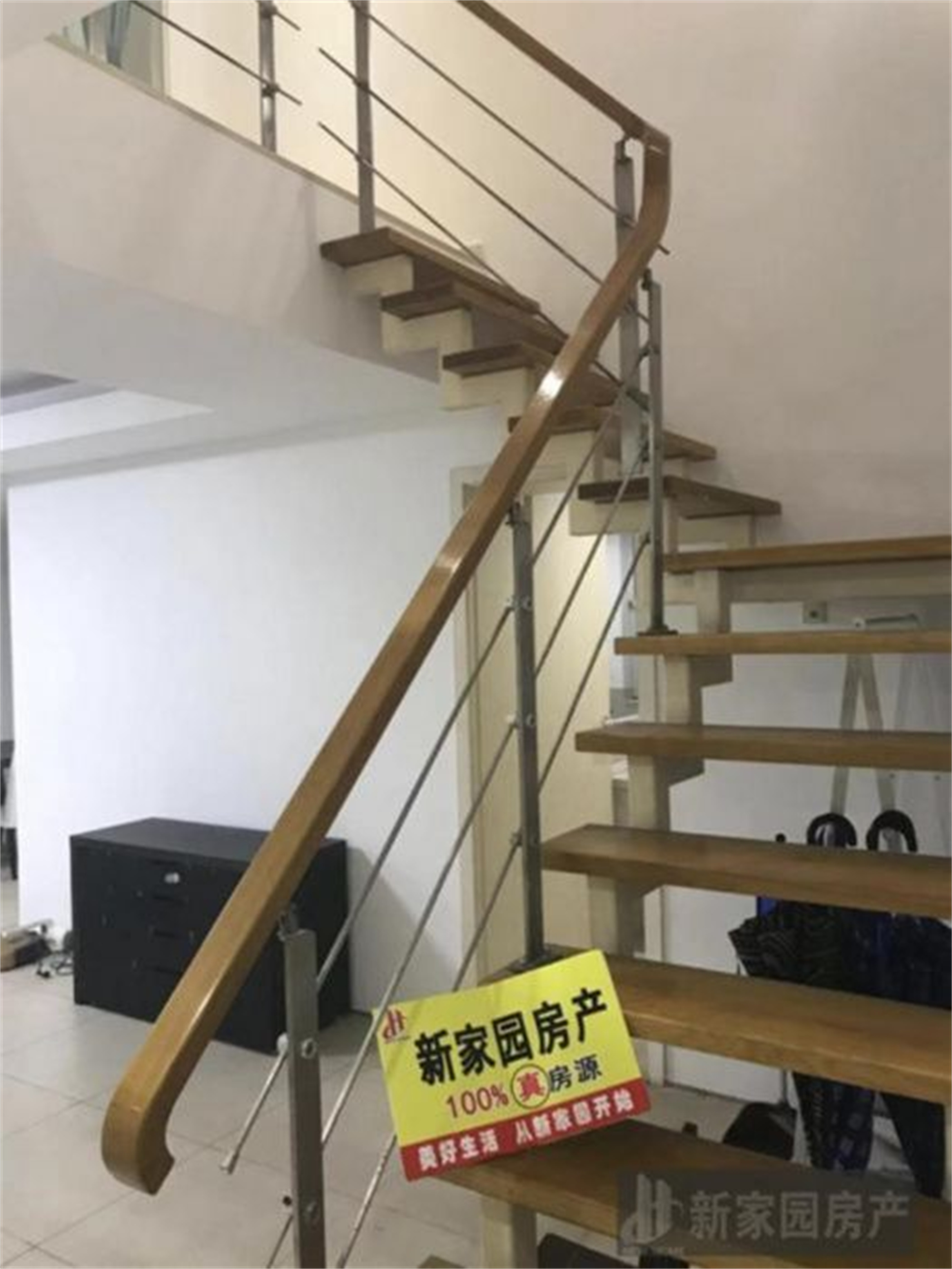 天安花园 4室2厅3卫 160m&sup2;