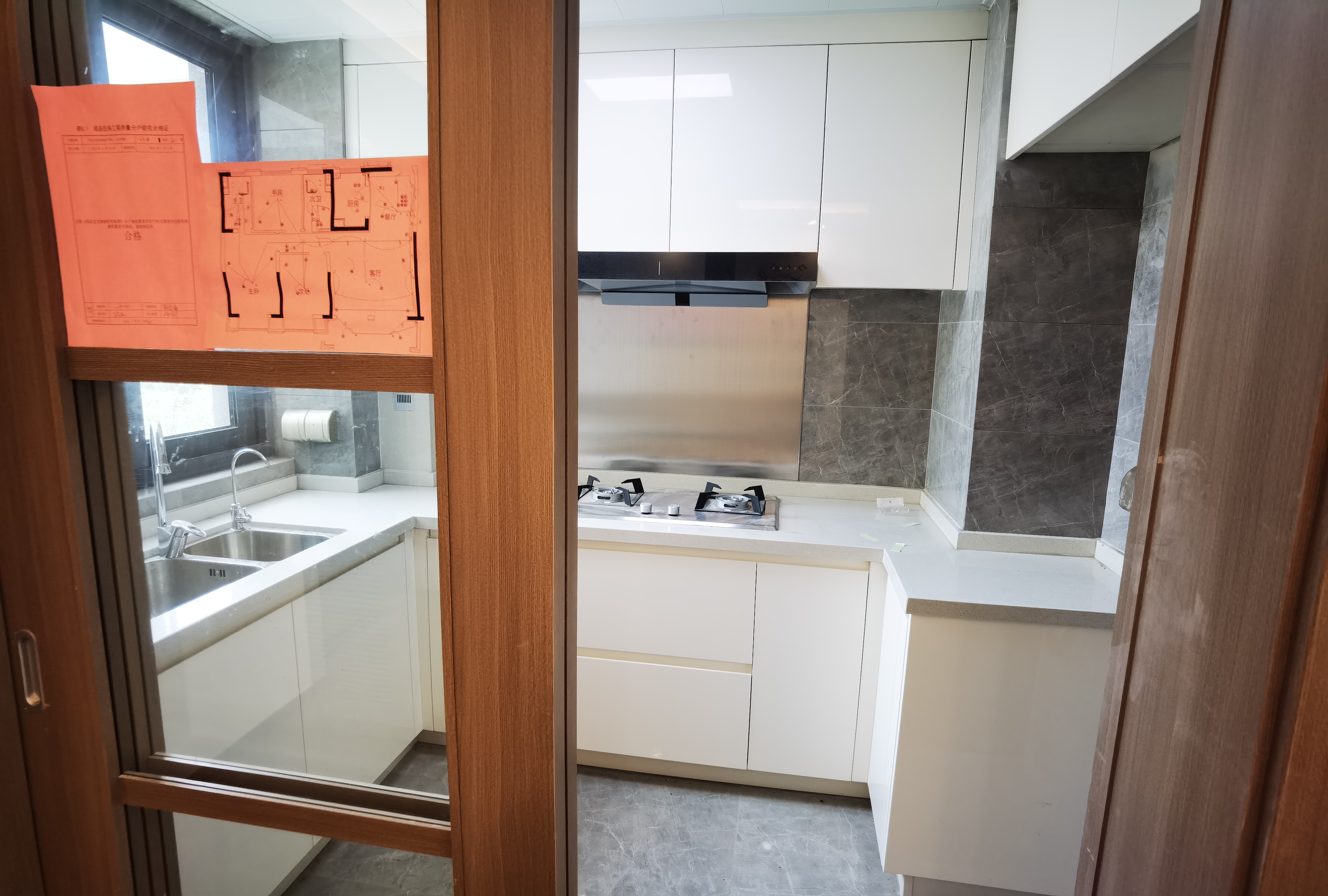 卓越府 3室2厅2卫 118m&sup2;