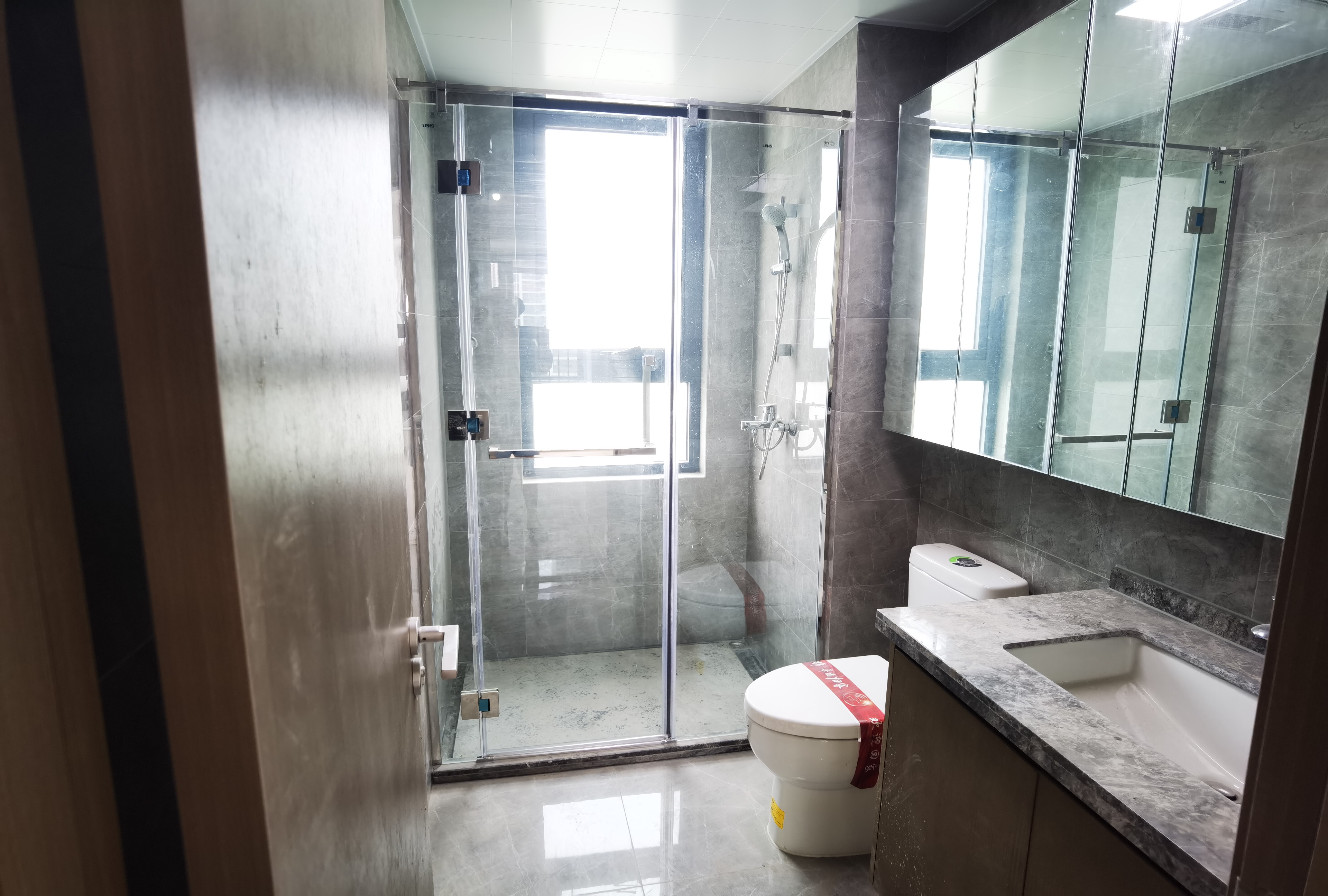 卓越府 3室2厅2卫 118m&sup2;