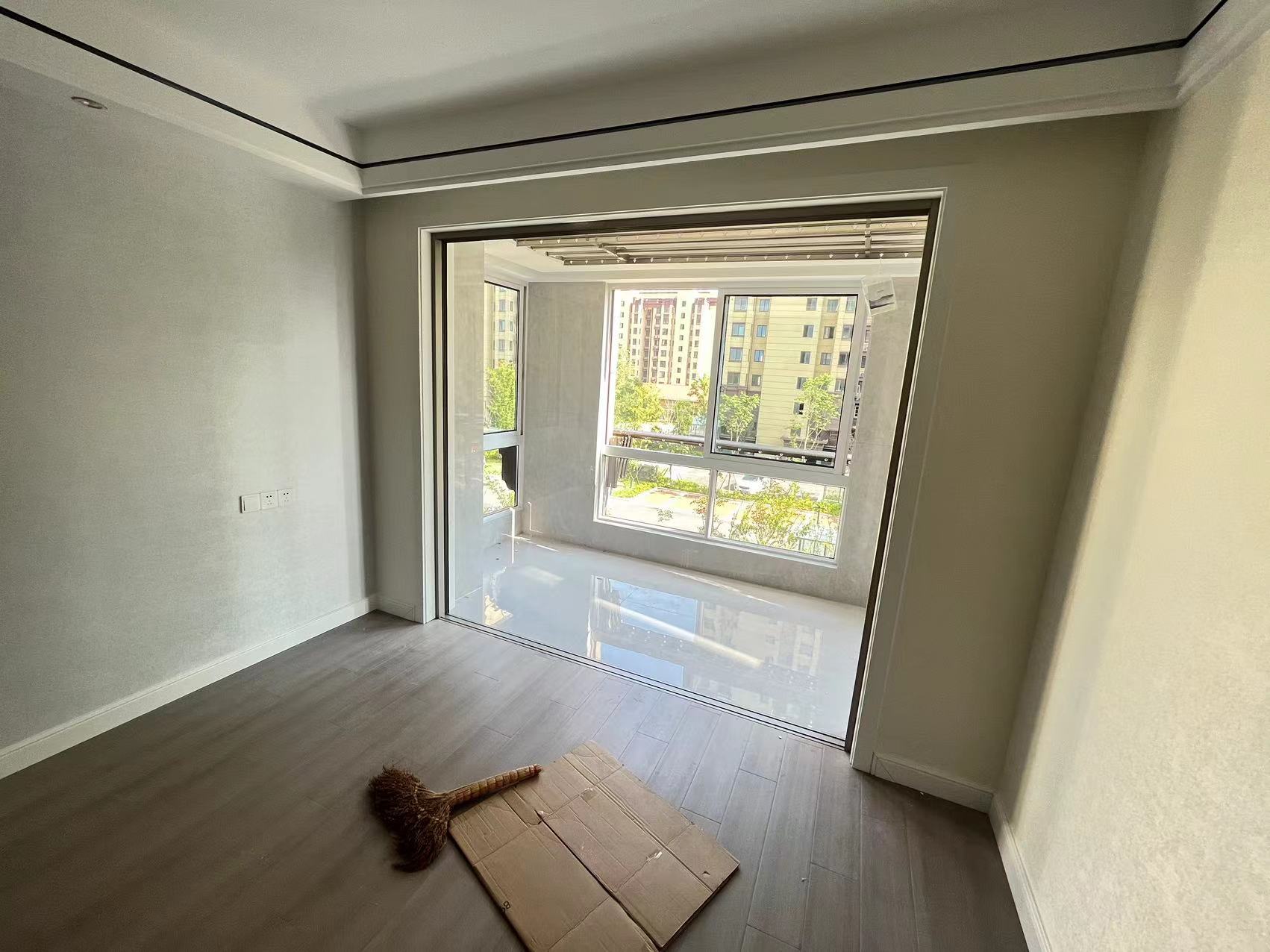 景明花苑 3室2厅1卫 126m&sup2;