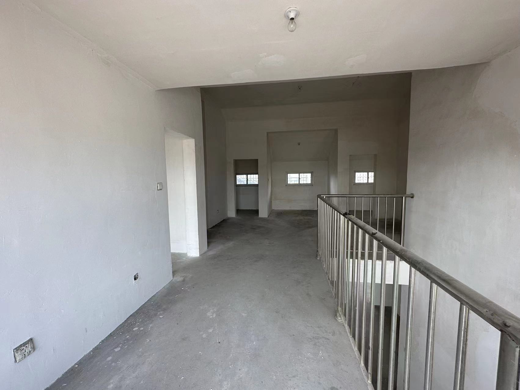 果园名居 6室3厅3卫 126m&sup2;