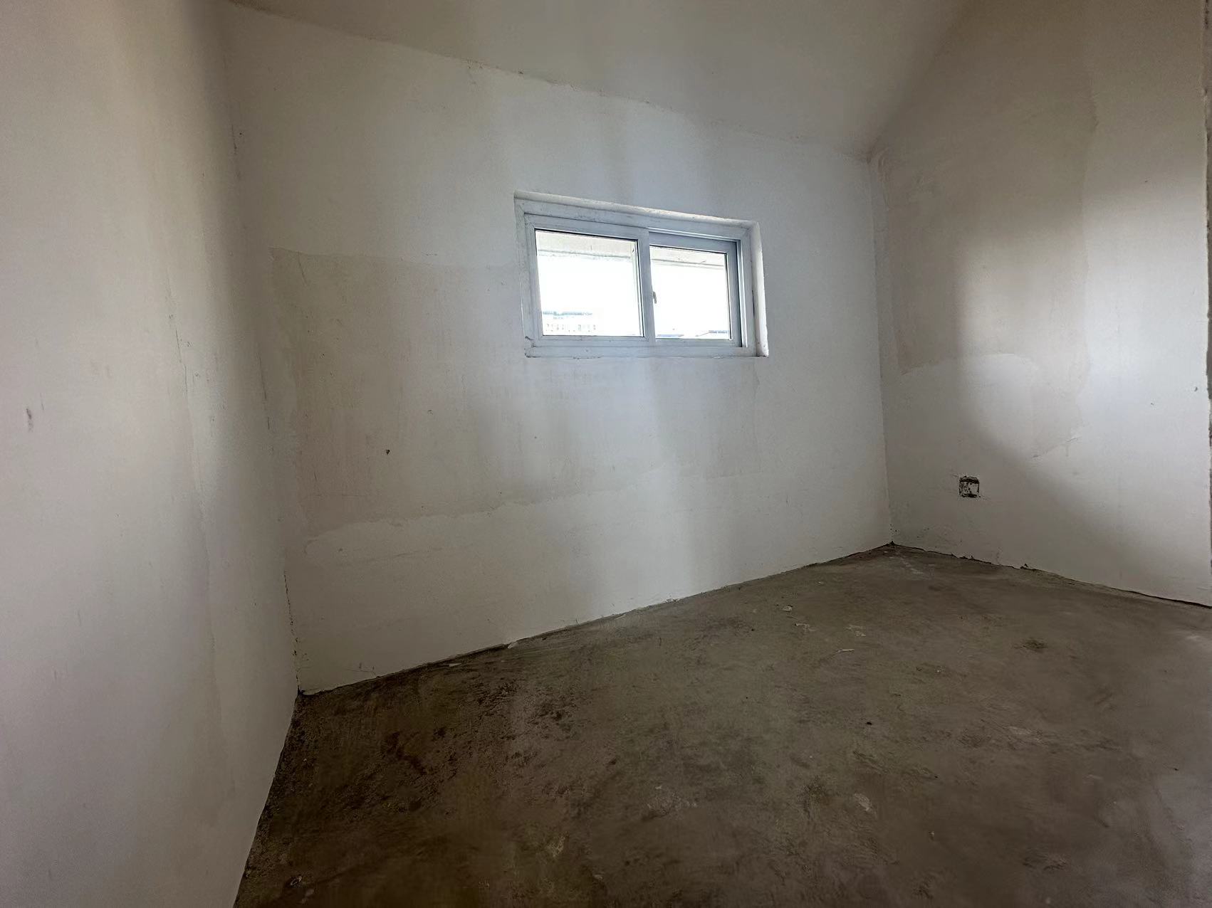 果园名居 6室3厅3卫 126m&sup2;