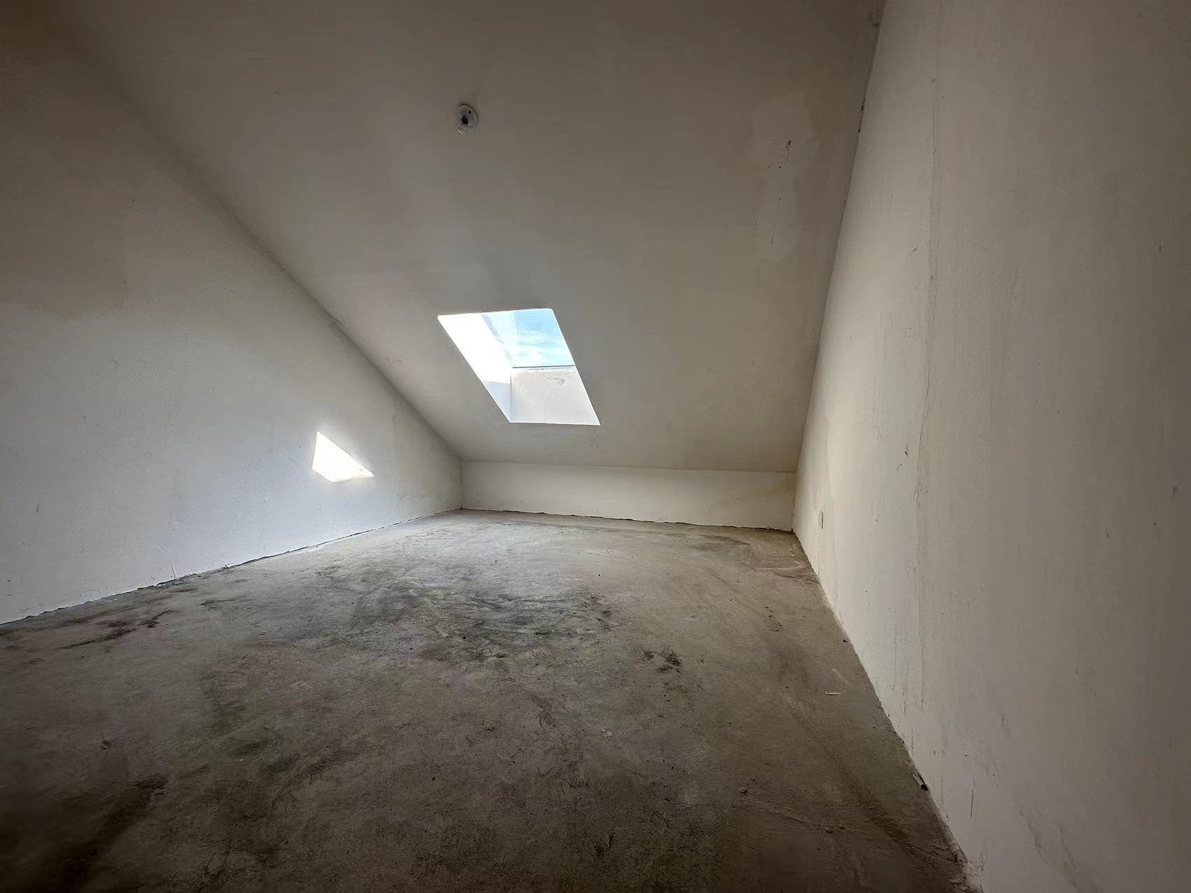 果园名居 6室3厅3卫 126m&sup2;