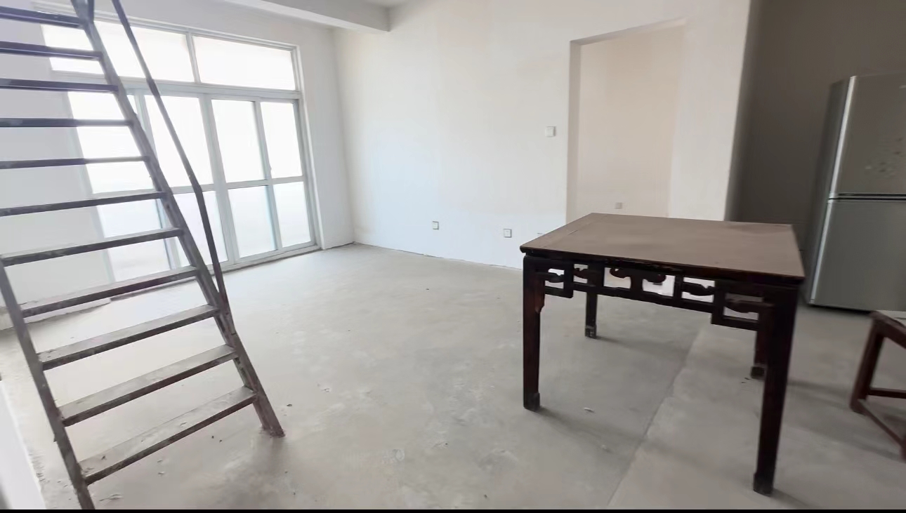 果园名居 6室3厅3卫 126m&sup2;