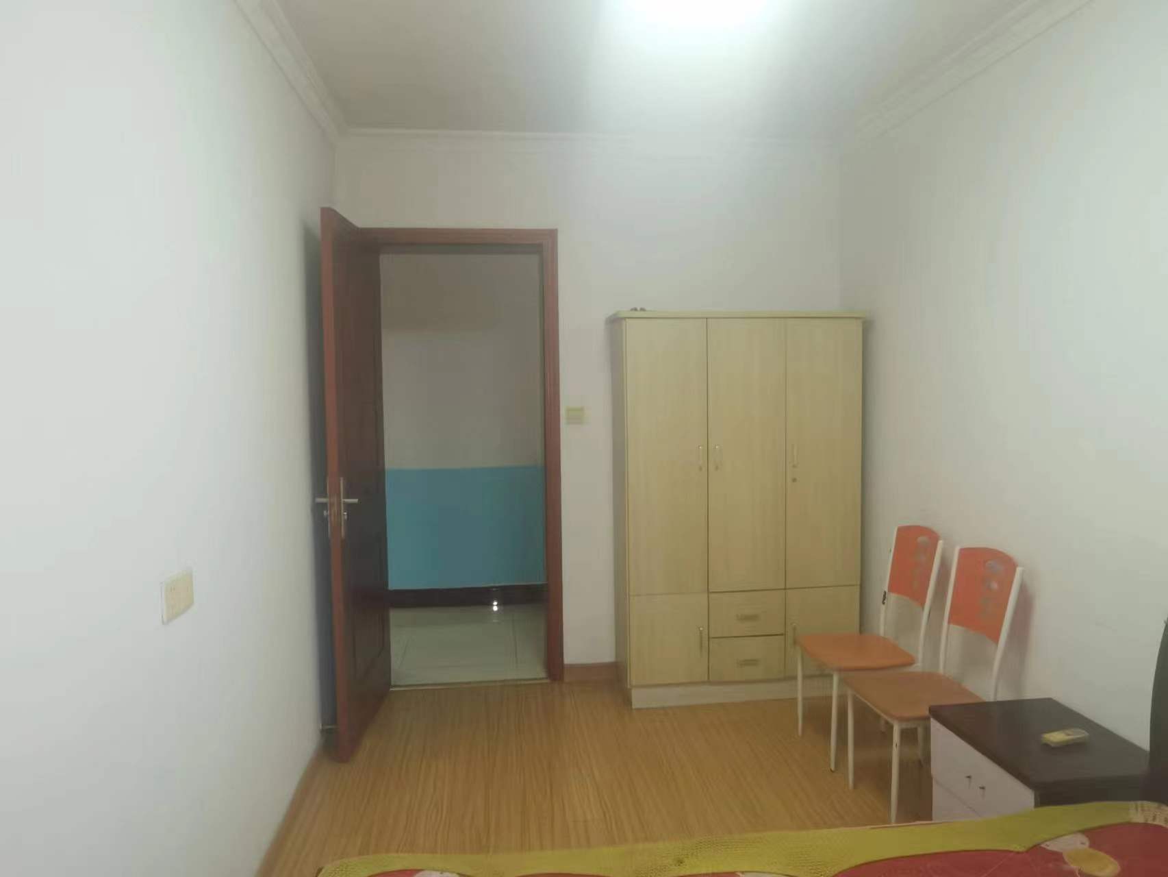 虹桥新苑 2室1厅1卫 70m&sup2;