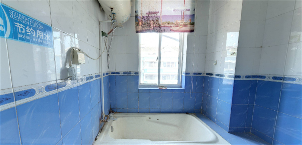 富民花苑 6室2厅2卫 135m&sup2;