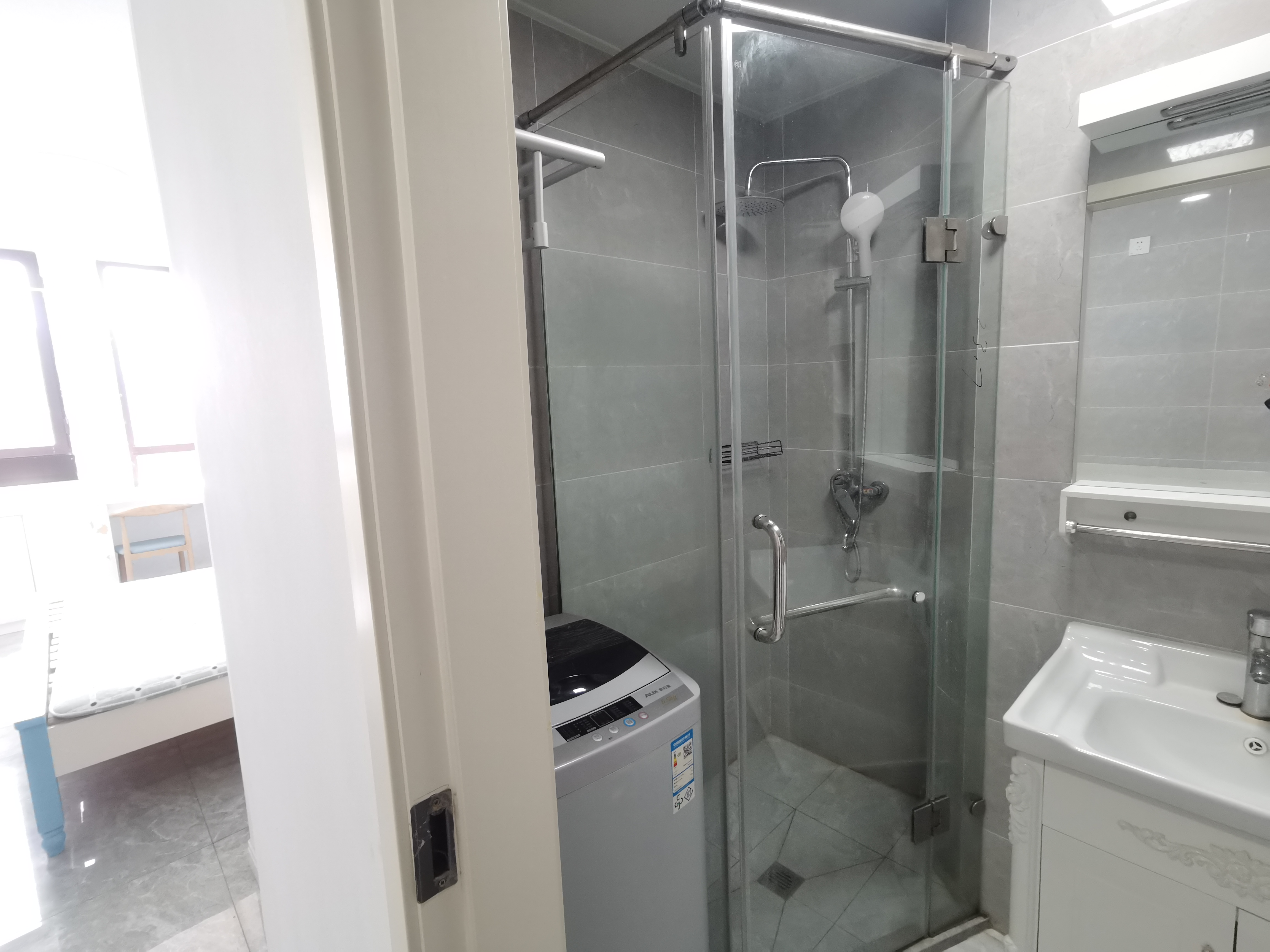 正泰江岸水苑 1室1厅1卫 40m&sup2;