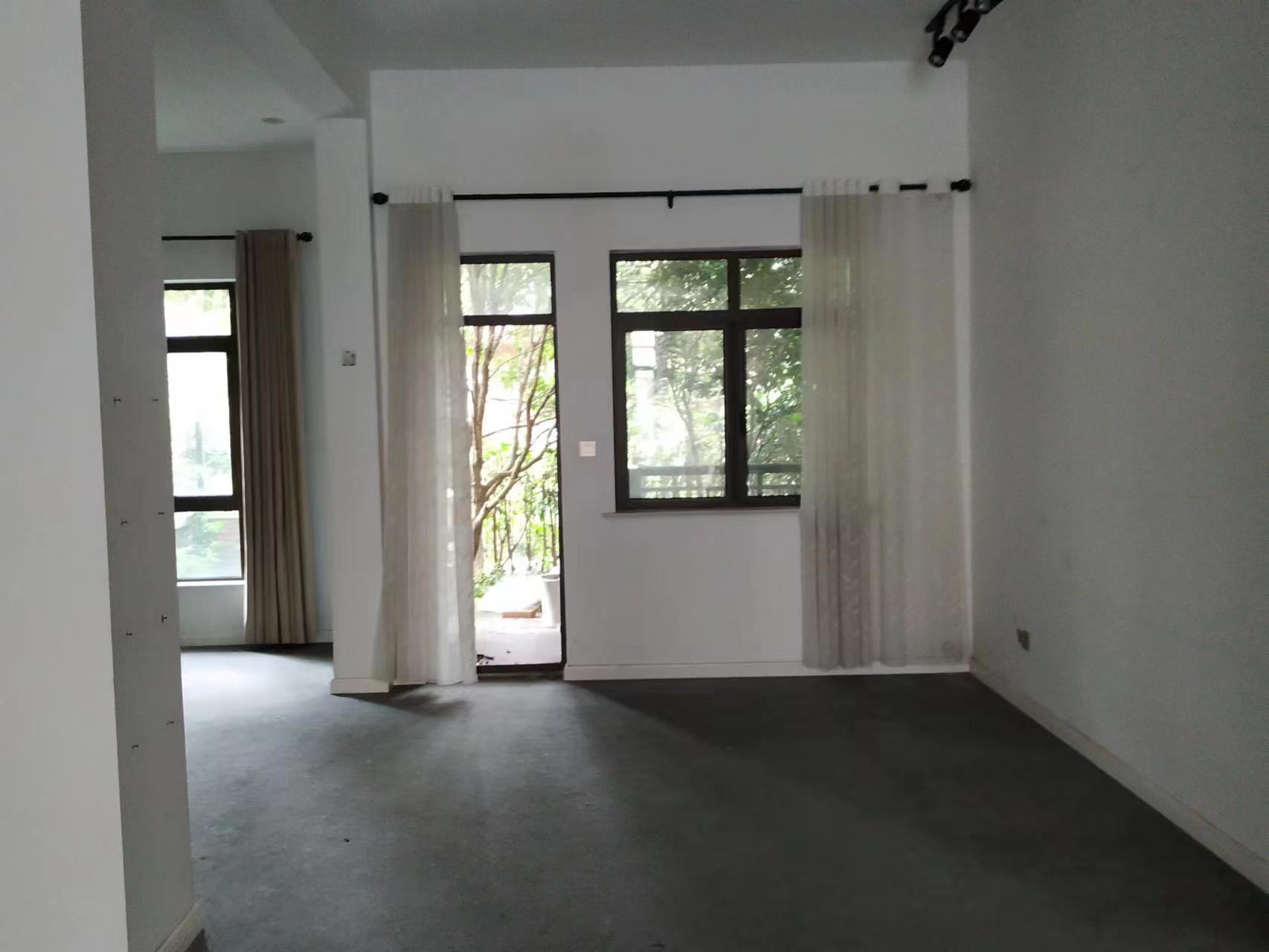 紫琅上郡 5室3厅2卫 251.14m²