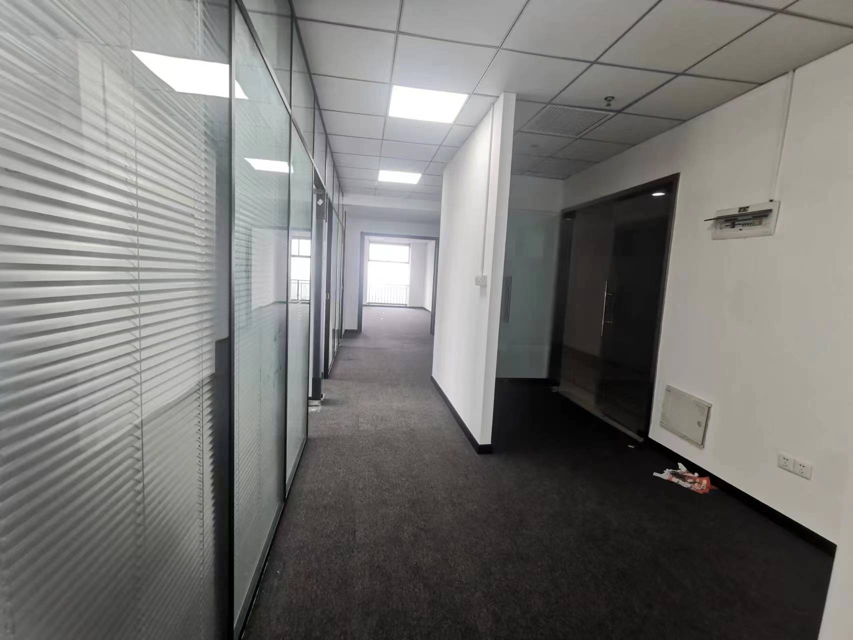 中南世纪城南区 1室1厅1卫 200m&sup2;