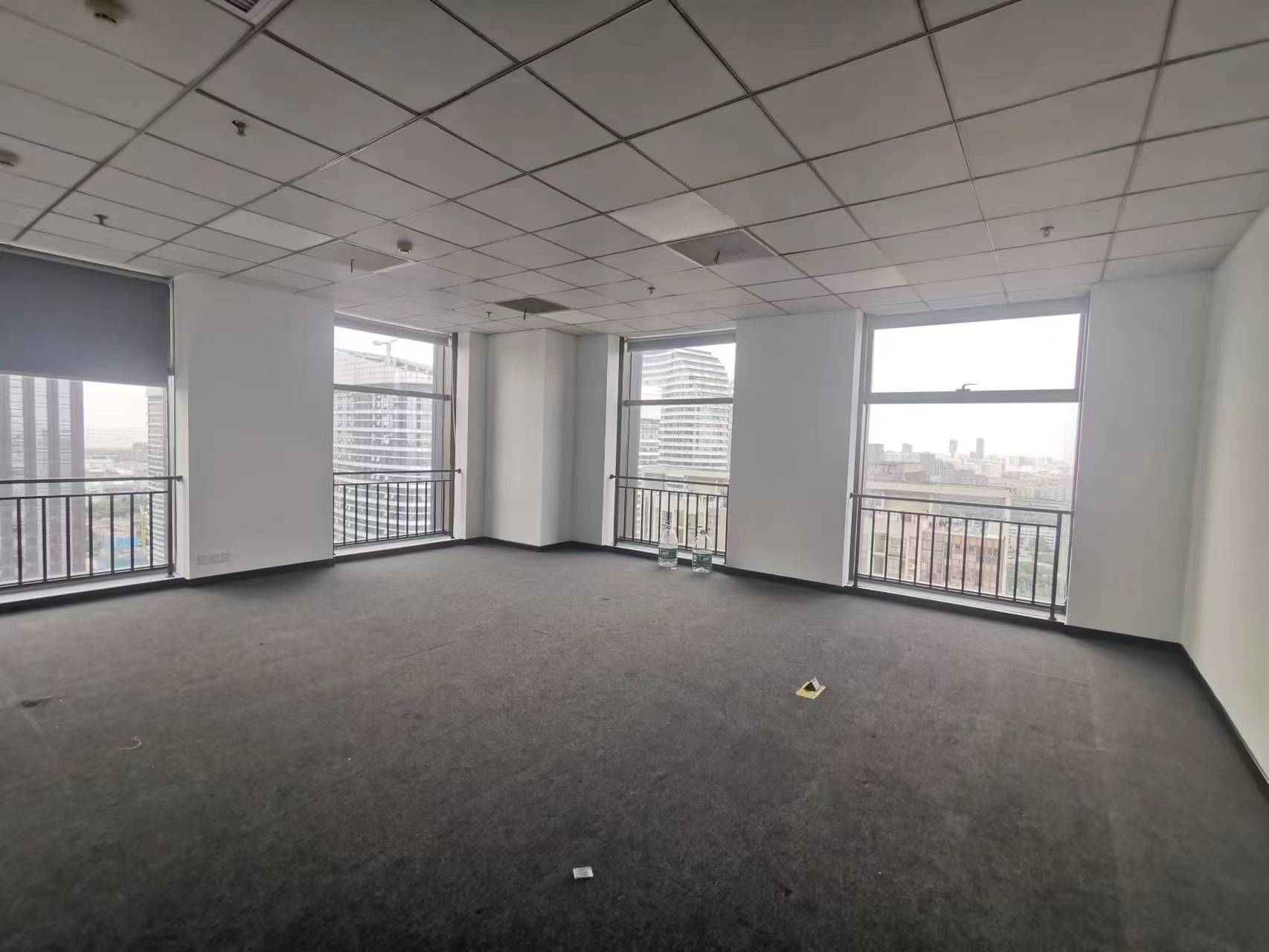 中南世纪城南区 3室2厅1卫 200m&sup2;