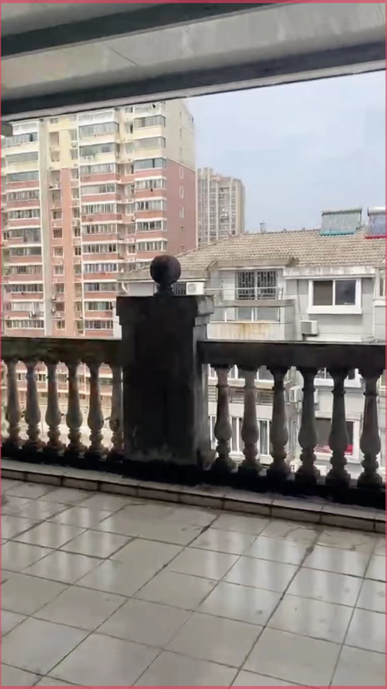 百家花苑 3室2厅1卫 121m&sup2;