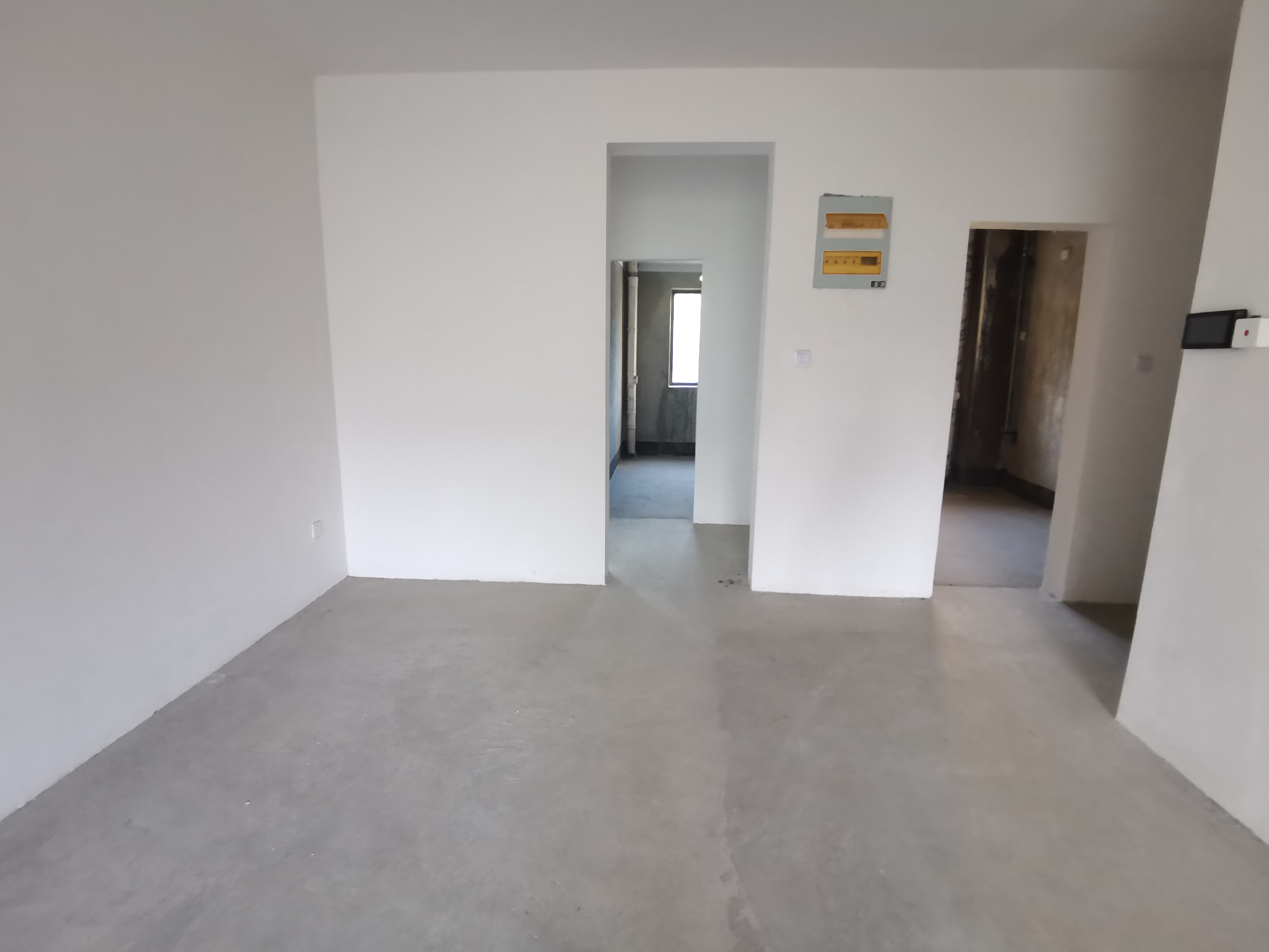 华山花苑六期 3室2厅2卫 125m&sup2;