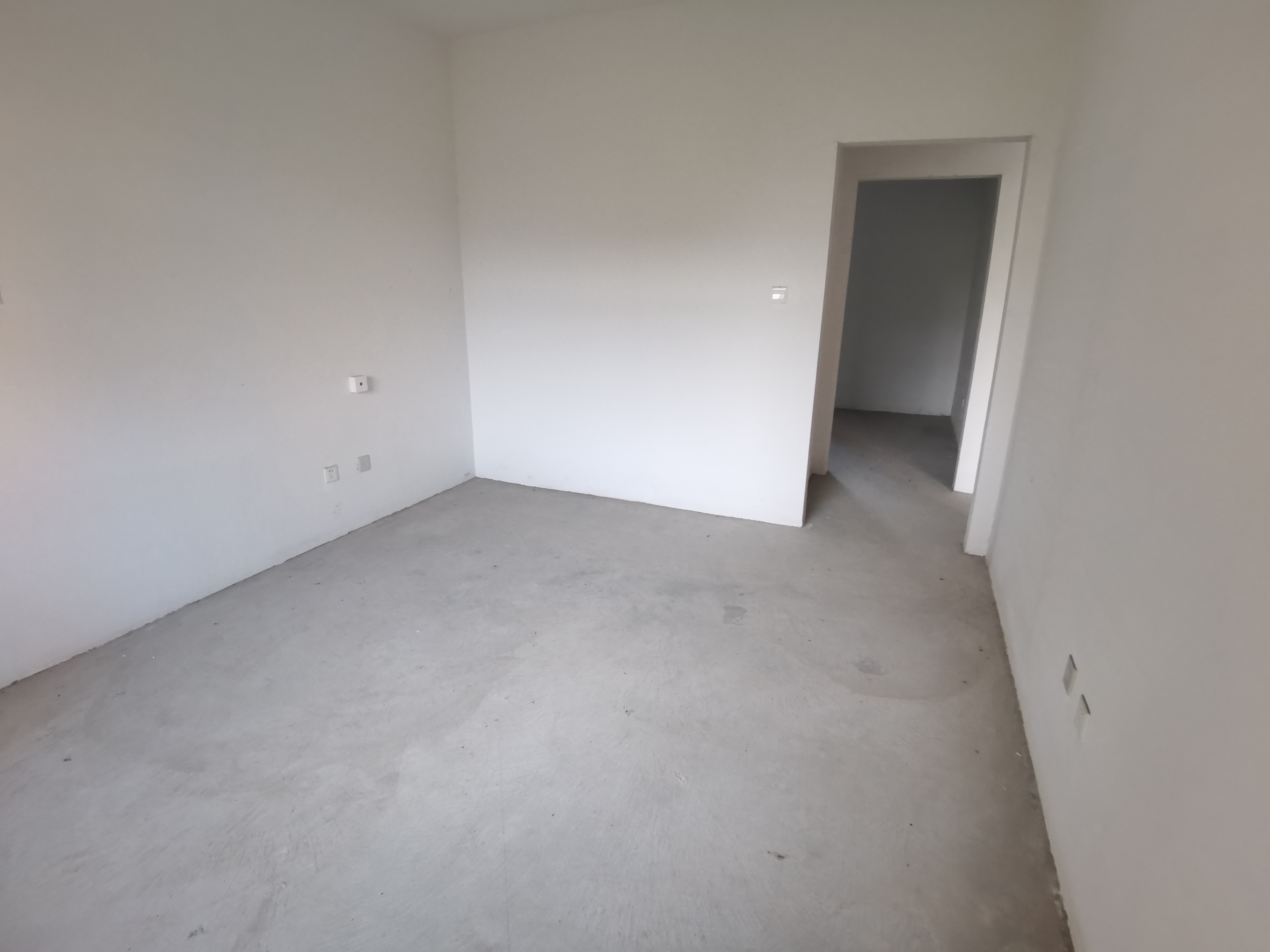 华山花苑六期 3室2厅2卫 125m&sup2;