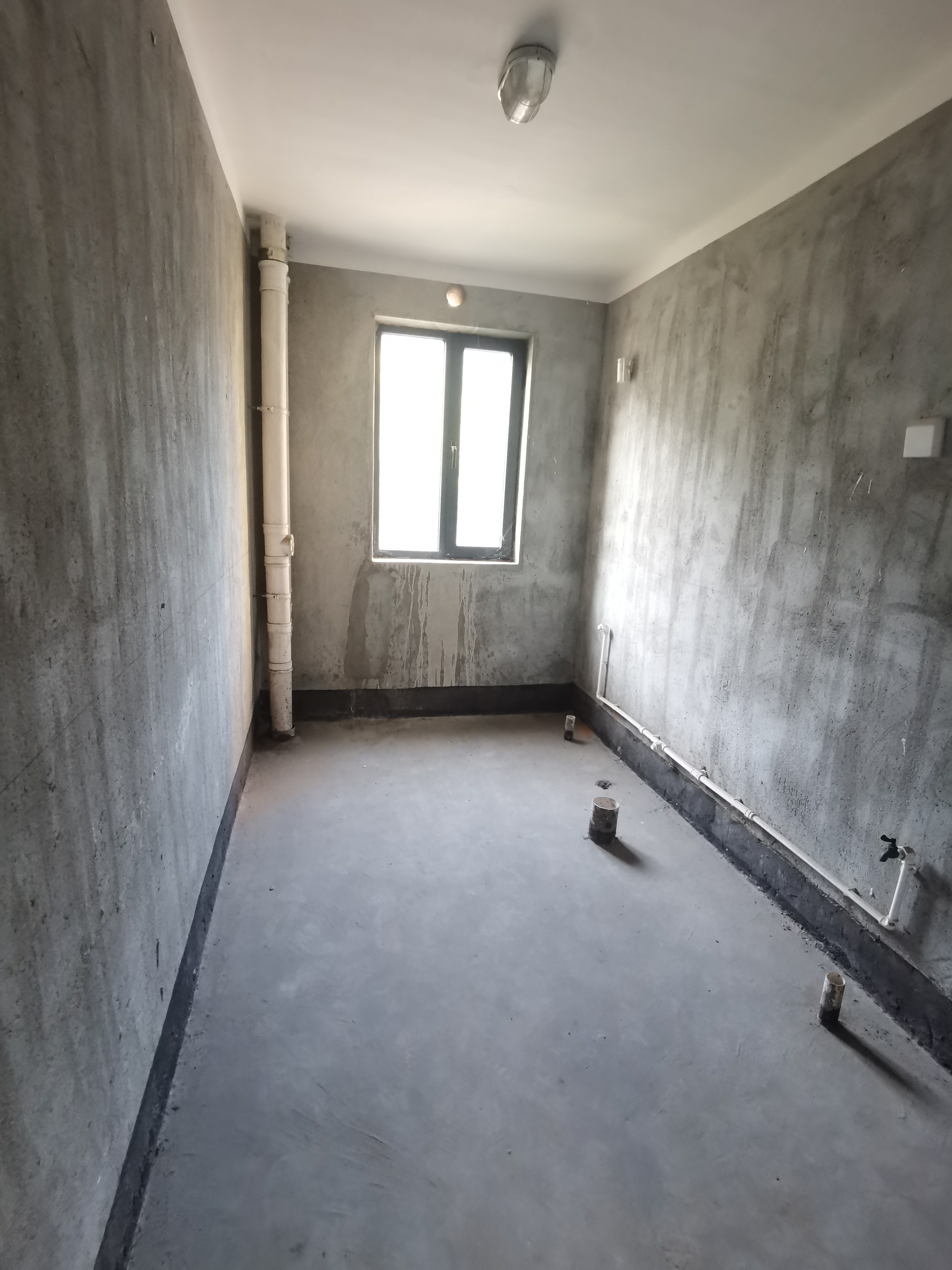 华山花苑六期 3室2厅2卫 125m&sup2;