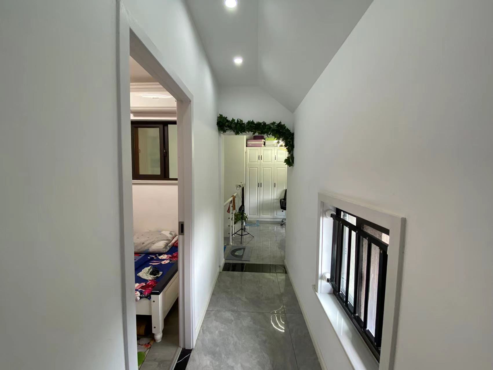 外滩花苑 3室2厅1卫 60.00m&sup2;