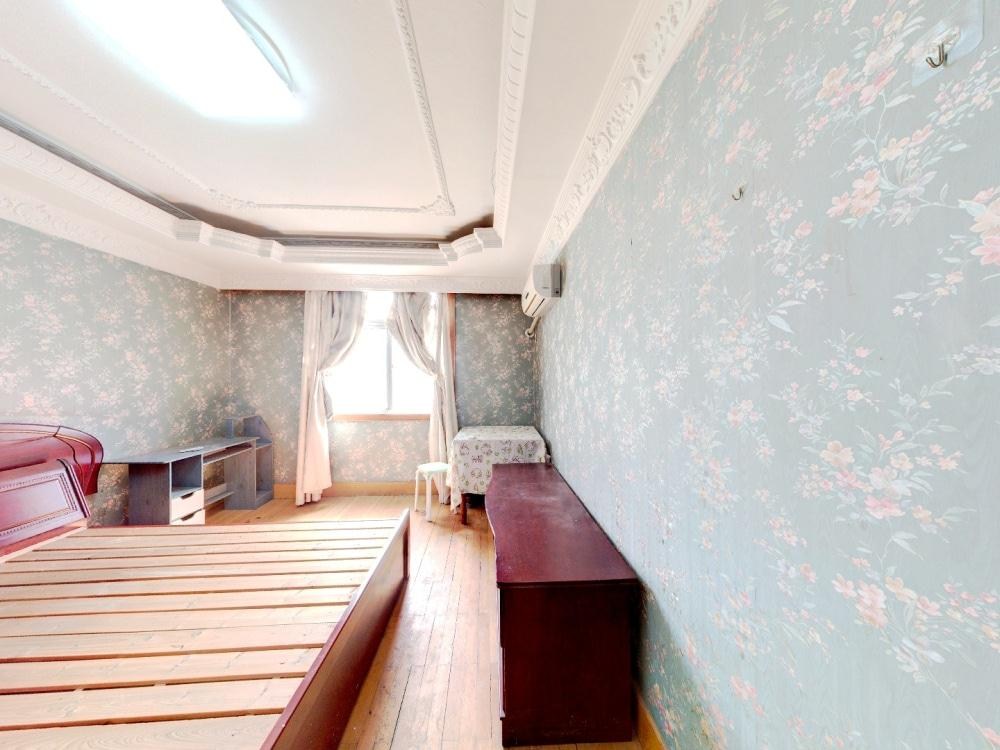 白家园 3室2厅1卫 78.85m&sup2;